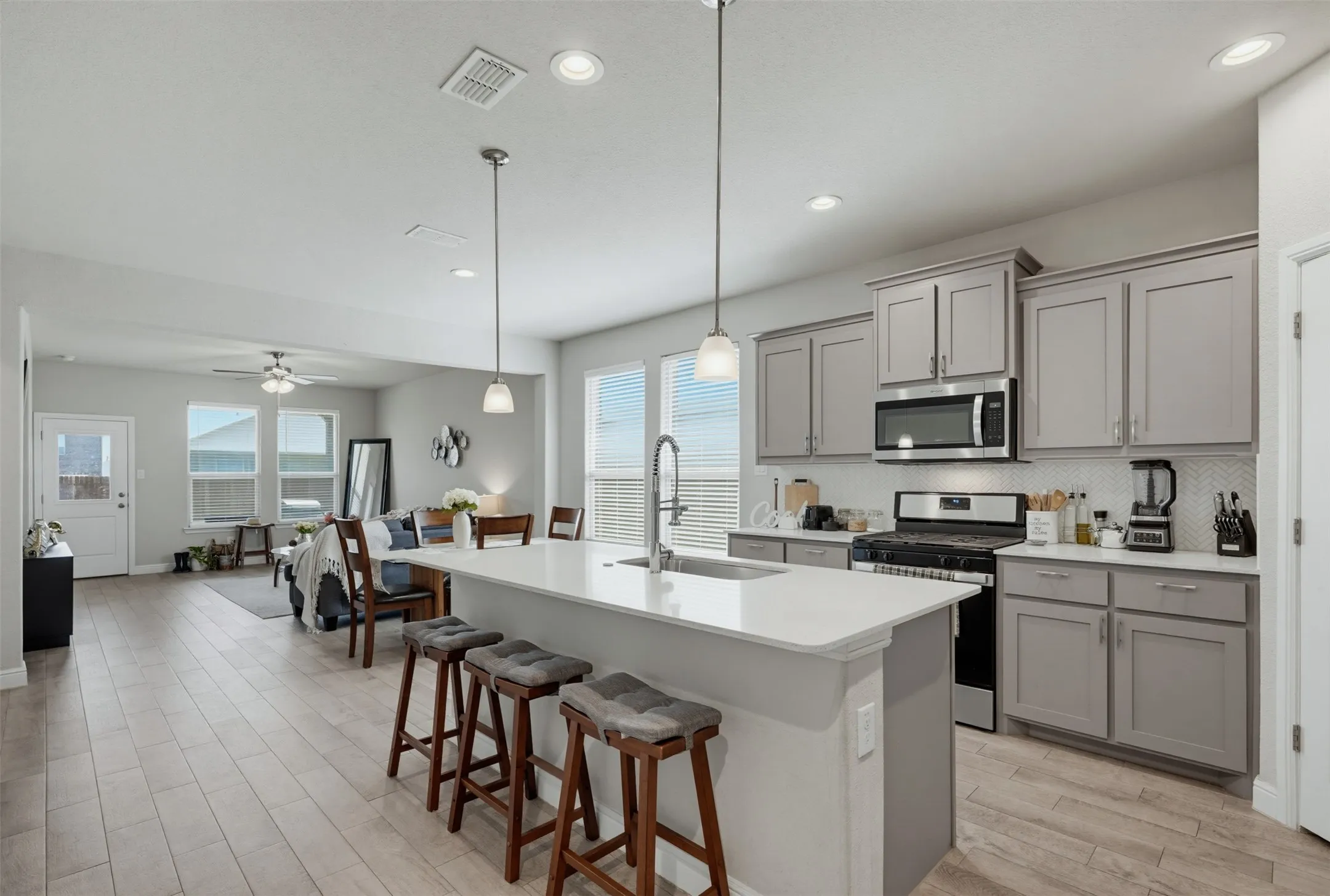 Single Family Residence For Sale in Denton County , 1148 Gillespie Drive, Fort Worth, Texas 76247, 3 Bedroom, 2 Bathroom, 2 Garage spaces, 1,803 Sqft, built in 2022, mls#21313242, Real Estate Agent in Fort Worth, Homes For Sale in Denton county, Homes For Sale in Fort Worth, Realtor in Fort Worth Texas, Real Estate Brokerage Independent Realty Texas, Luminita Cordes Realtor