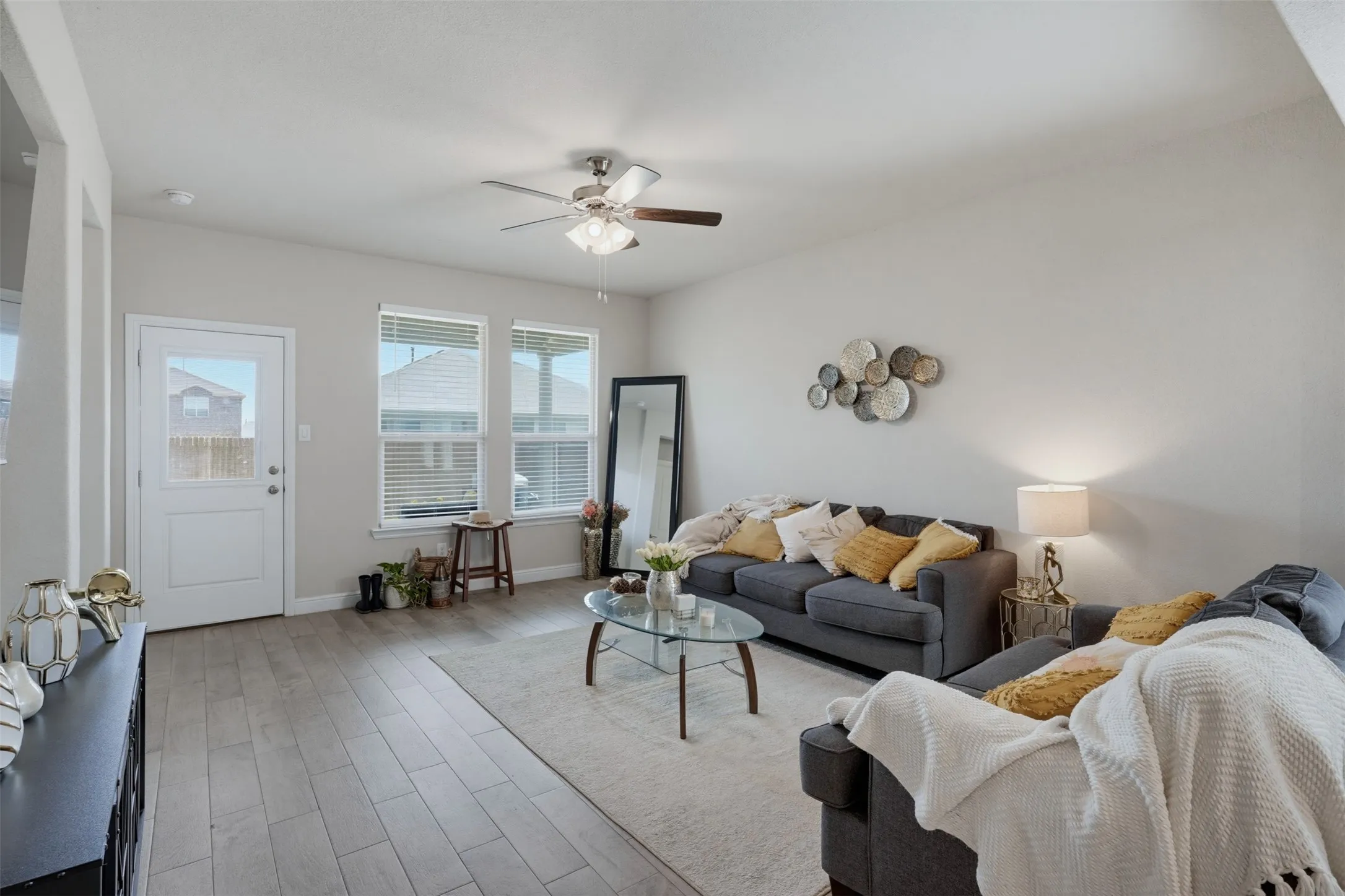 Single Family Residence For Sale in Denton County , 1148 Gillespie Drive, Fort Worth, Texas 76247, 3 Bedroom, 2 Bathroom, 2 Garage spaces, 1,803 Sqft, built in 2022, mls#21313242, Real Estate Agent in Fort Worth, Homes For Sale in Denton county, Homes For Sale in Fort Worth, Realtor in Fort Worth Texas, Real Estate Brokerage Independent Realty Texas, Luminita Cordes Realtor
