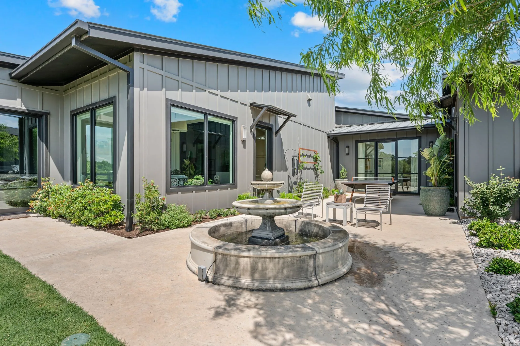 Single Family Residence For Sale in Denton County , 2036 High Meadow Court, Bartonville, Texas 76226, 4 Bedroom, 5 Bathroom, 5 Garage spaces, 4,675 Sqft, built in 2023, mls#21319903, Real Estate Agent in Bartonville, Homes For Sale in Denton county, Homes For Sale in Bartonville, Realtor in Bartonville Texas, Real Estate Brokerage Independent Realty Texas, Luminita Cordes Realtor