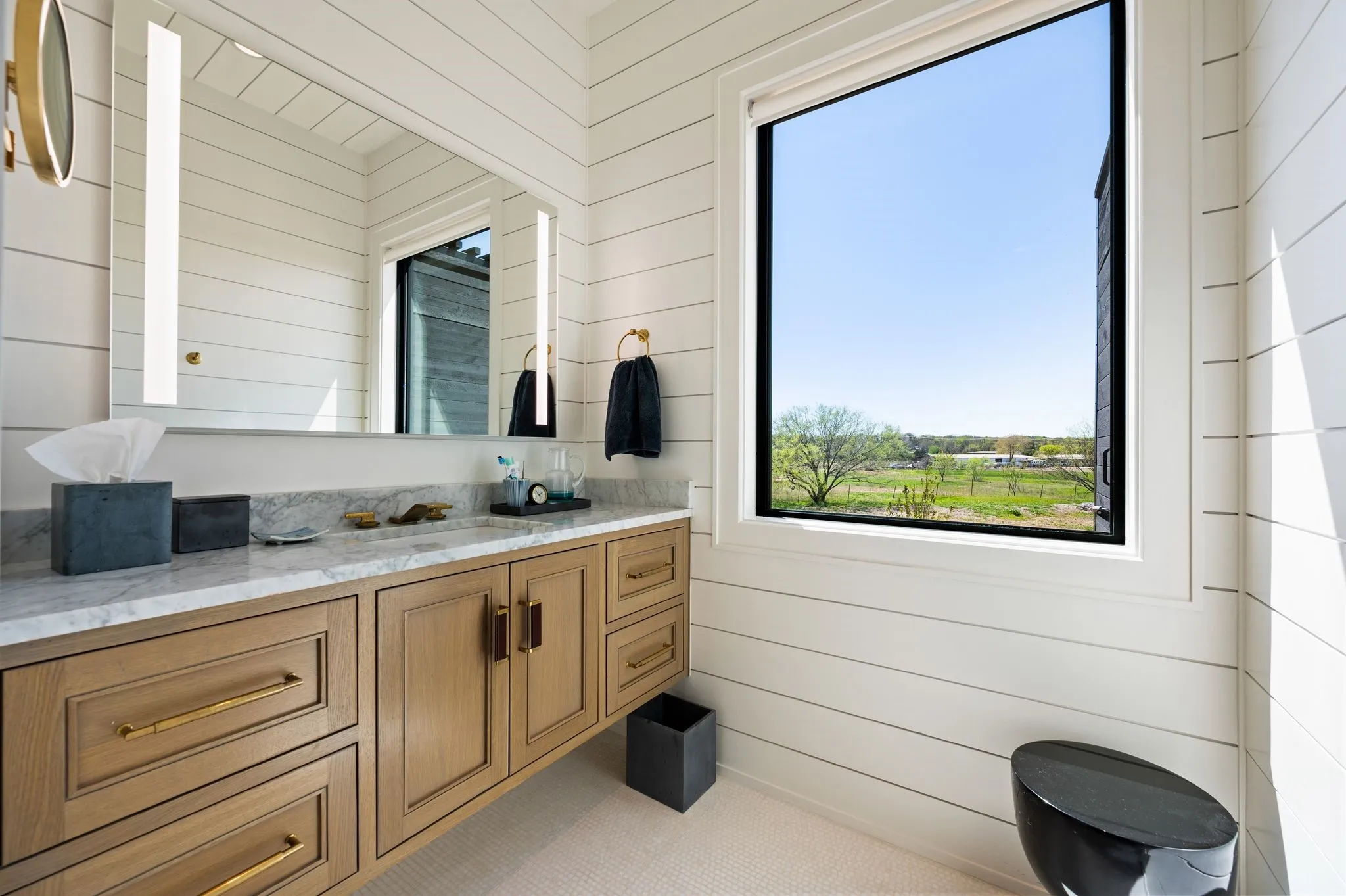 Single Family Residence For Sale in Denton County , 2036 High Meadow Court, Bartonville, Texas 76226, 4 Bedroom, 5 Bathroom, 5 Garage spaces, 4,675 Sqft, built in 2023, mls#21319903, Real Estate Agent in Bartonville, Homes For Sale in Denton county, Homes For Sale in Bartonville, Realtor in Bartonville Texas, Real Estate Brokerage Independent Realty Texas, Luminita Cordes Realtor