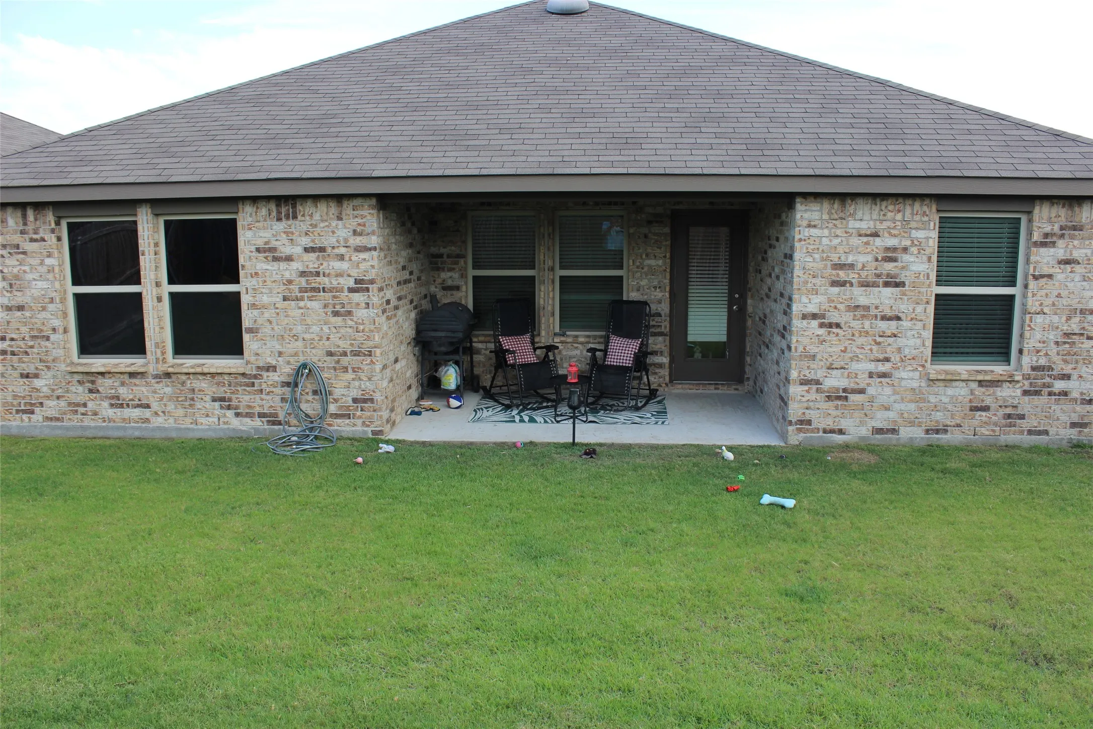 Single Family Residence For Sale in Kaufman County , 2416 Karnack Drive, Forney, Texas 75126, 4 Bedroom, 2 Bathroom, 2 Garage spaces, 1,674 Sqft, built in 2019, mls#21320619, Real Estate Agent in Forney, Homes For Sale in Kaufman county, Homes For Sale in Forney, Realtor in Forney Texas, Real Estate Brokerage Independent Realty Texas, Luminita Cordes Realtor