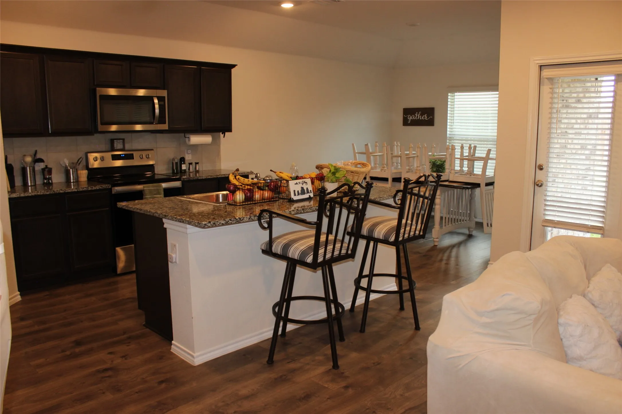 Single Family Residence For Sale in Kaufman County , 2416 Karnack Drive, Forney, Texas 75126, 4 Bedroom, 2 Bathroom, 2 Garage spaces, 1,674 Sqft, built in 2019, mls#21320619, Real Estate Agent in Forney, Homes For Sale in Kaufman county, Homes For Sale in Forney, Realtor in Forney Texas, Real Estate Brokerage Independent Realty Texas, Luminita Cordes Realtor
