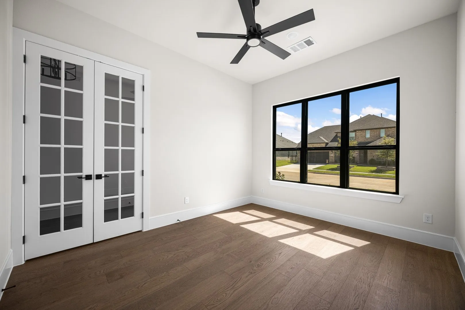 4011 Yellow Jasmine Lane-09.10.2026-GRNWRKS Media-19