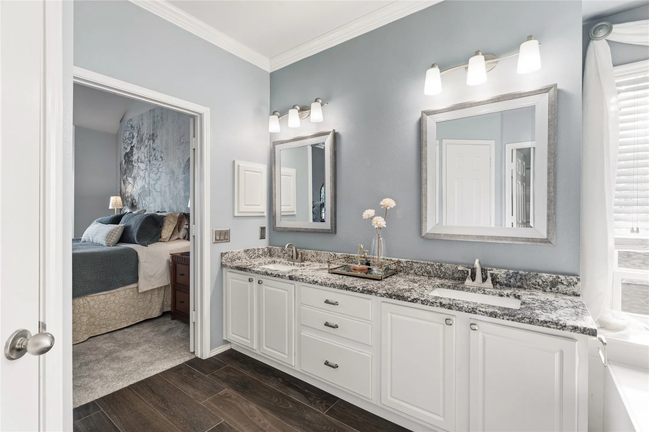 Single Family Residence For Sale in Tarrant County , 1007 Dover Heights Trail, Mansfield, Texas 76063, 4 Bedroom, 4 Bathroom, 3 Garage spaces, 3,029 Sqft, built in 2002, mls#21319751, Real Estate Agent in Mansfield, Homes For Sale in Tarrant county, Homes For Sale in Mansfield, Realtor in Mansfield Texas, Real Estate Brokerage Independent Realty Texas, Luminita Cordes Realtor