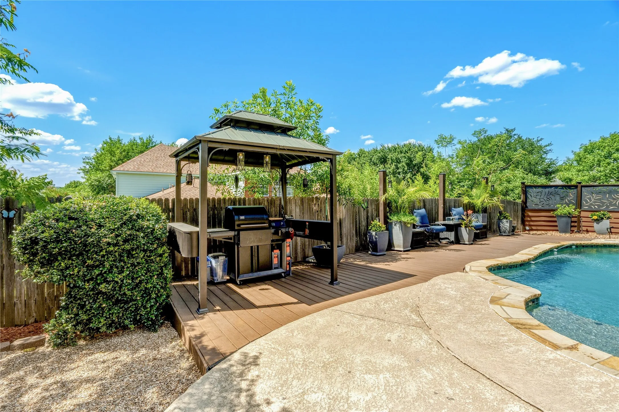 Single Family Residence For Sale in Tarrant County , 1007 Dover Heights Trail, Mansfield, Texas 76063, 4 Bedroom, 4 Bathroom, 3 Garage spaces, 3,029 Sqft, built in 2002, mls#21319751, Real Estate Agent in Mansfield, Homes For Sale in Tarrant county, Homes For Sale in Mansfield, Realtor in Mansfield Texas, Real Estate Brokerage Independent Realty Texas, Luminita Cordes Realtor