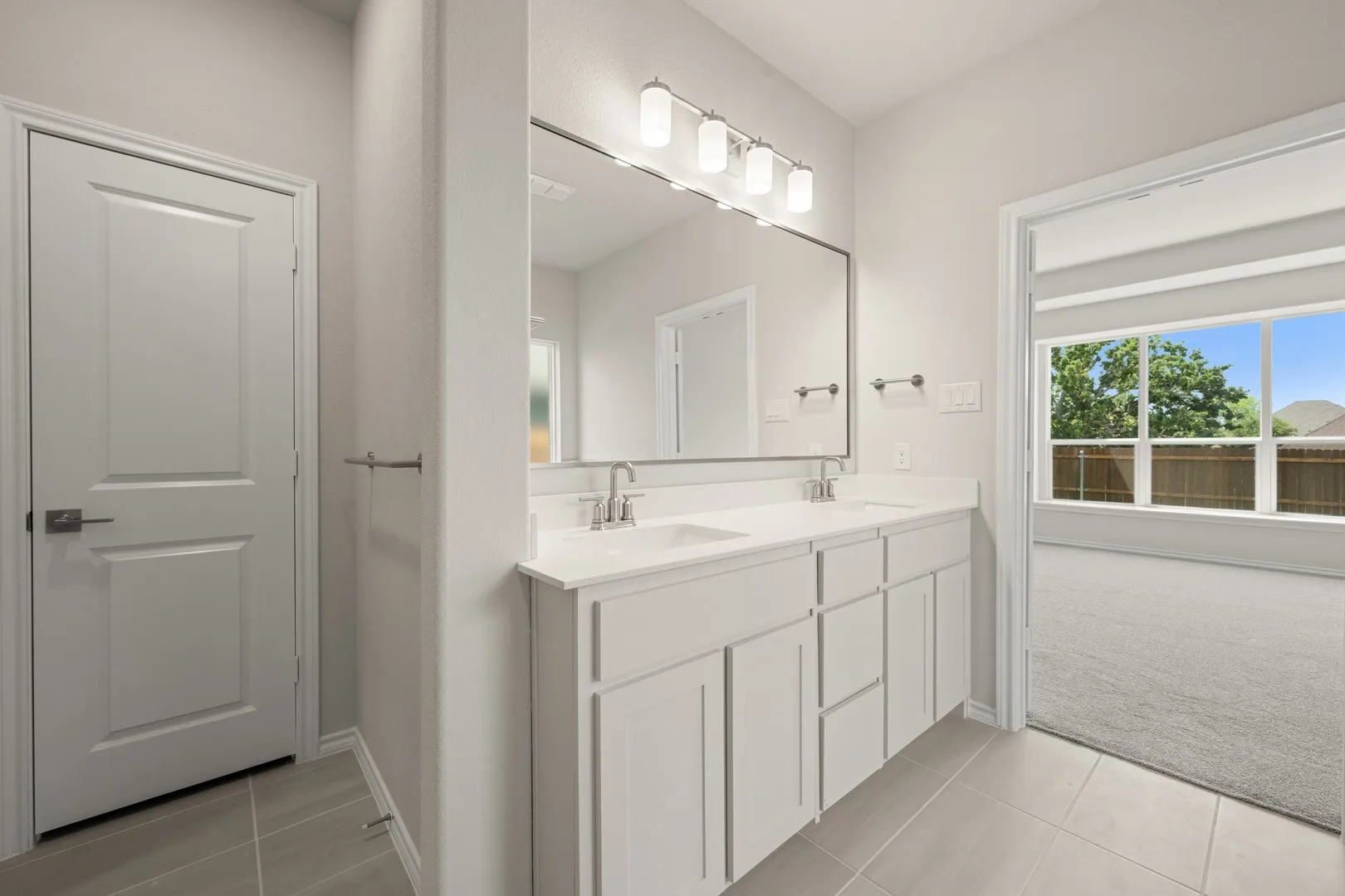 DFW-Pirate Village-Concept 2492-4000 Kitts Road-Primary Suite-Risewell Homes-5