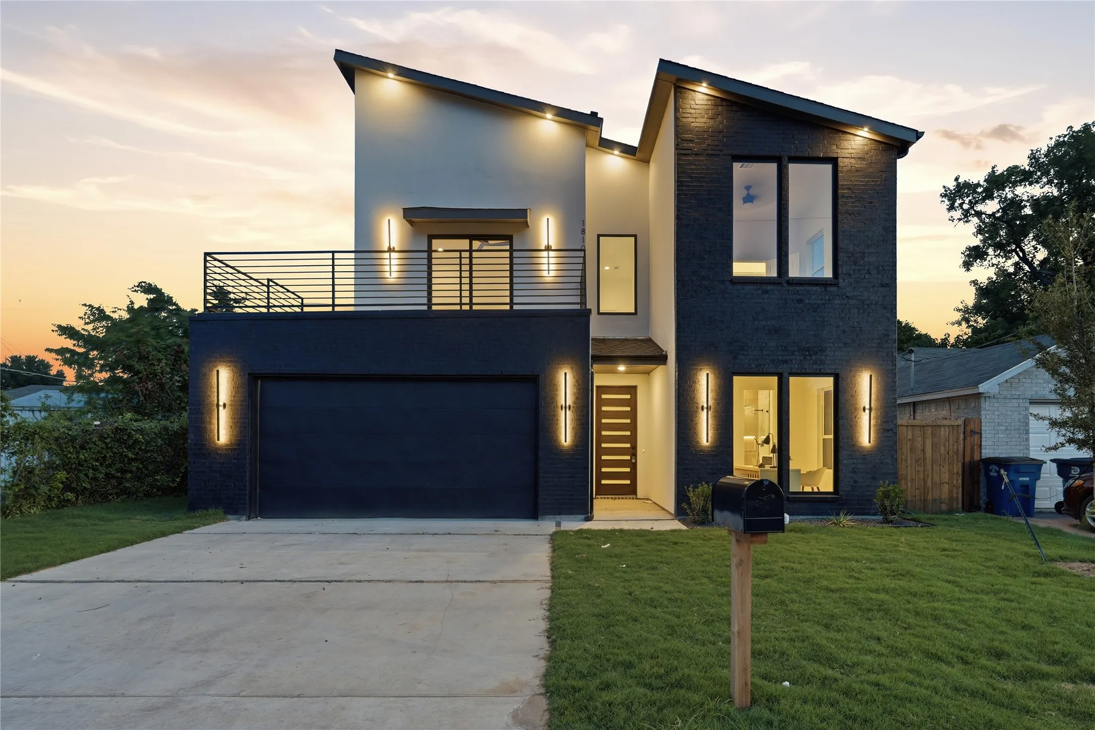 Single Family Residence For Sale in Dallas County , 1810 Bickers Street, Dallas, Texas 75212, 4 Bedroom, 4 Bathroom, 2 Garage spaces, 2,400 Sqft, built in 2026, mls#21317425, Real Estate Agent in Dallas, Homes For Sale in Dallas county, Homes For Sale in Dallas, Realtor in Dallas Texas, Real Estate Brokerage Independent Realty Texas, Luminita Cordes Realtor