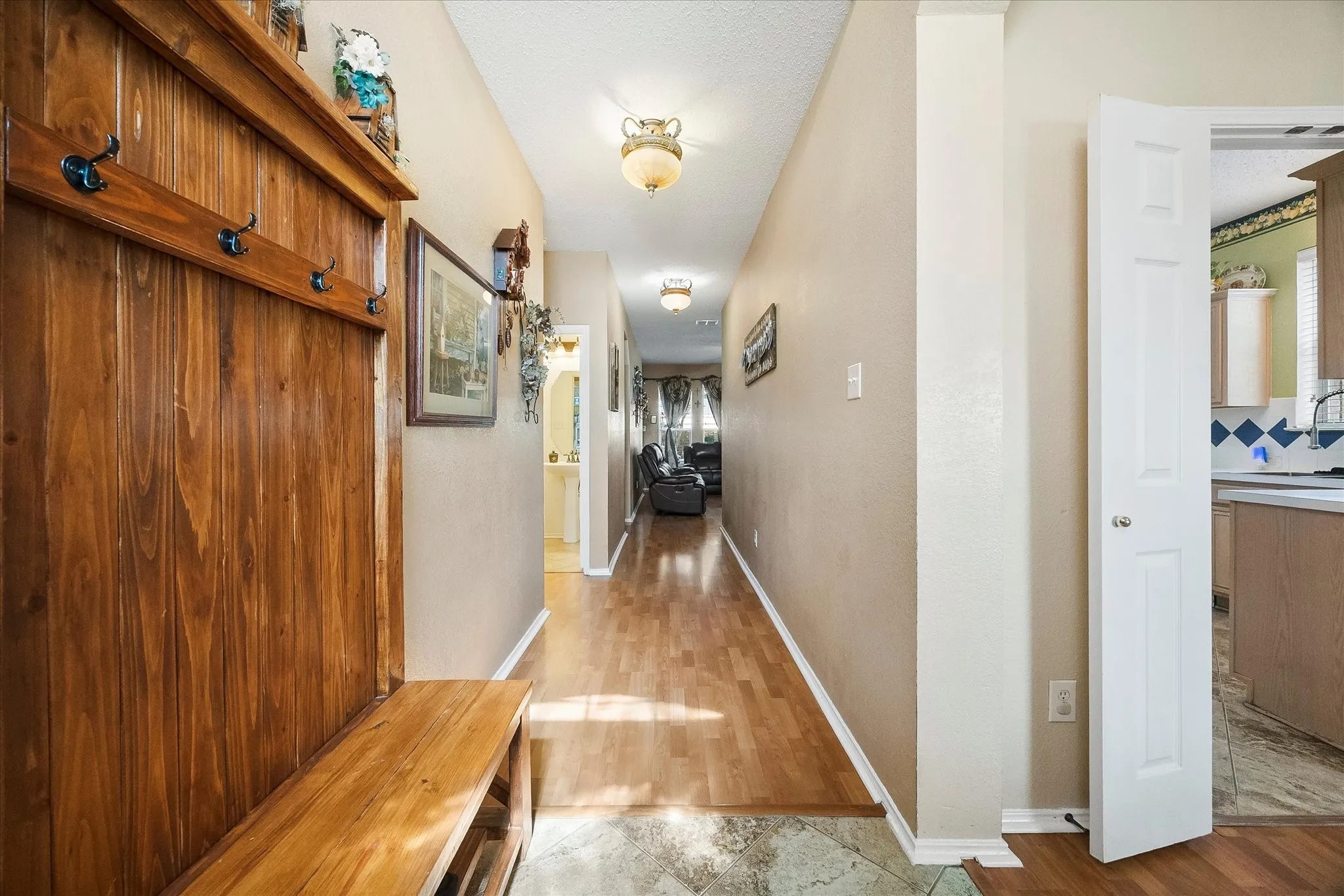 Single Family Residence For Sale in Dallas County , 6409 Hawthorne Cove, Rowlett, Texas 75089, 5 Bedroom, 3 Bathroom, 2 Garage spaces, 2,503 Sqft, built in 2000, mls#21319180, Real Estate Agent in Rowlett, Homes For Sale in Dallas county, Homes For Sale in Rowlett, Realtor in Rowlett Texas, Real Estate Brokerage Independent Realty Texas, Luminita Cordes Realtor