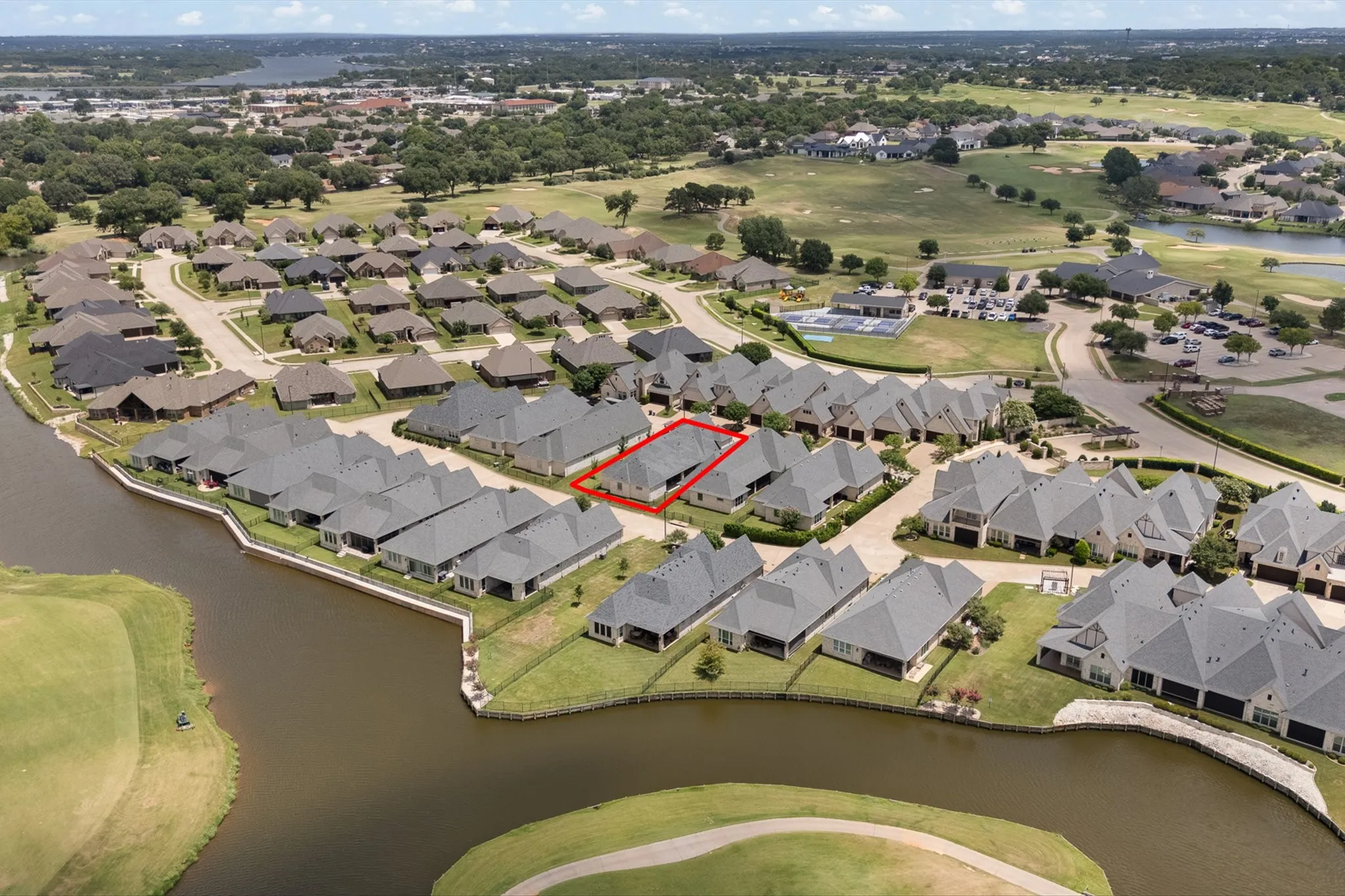 Single Family Residence For Sale in Hood County , 2407 Vineyard Drive, Granbury, Texas 76048, 4 Bedroom, 3 Bathroom, 2 Garage spaces, 2,629 Sqft, built in 2023, mls#21319831, Real Estate Agent in Granbury, Homes For Sale in Hood county, Homes For Sale in Granbury, Realtor in Granbury Texas, Real Estate Brokerage Independent Realty Texas, Luminita Cordes Realtor