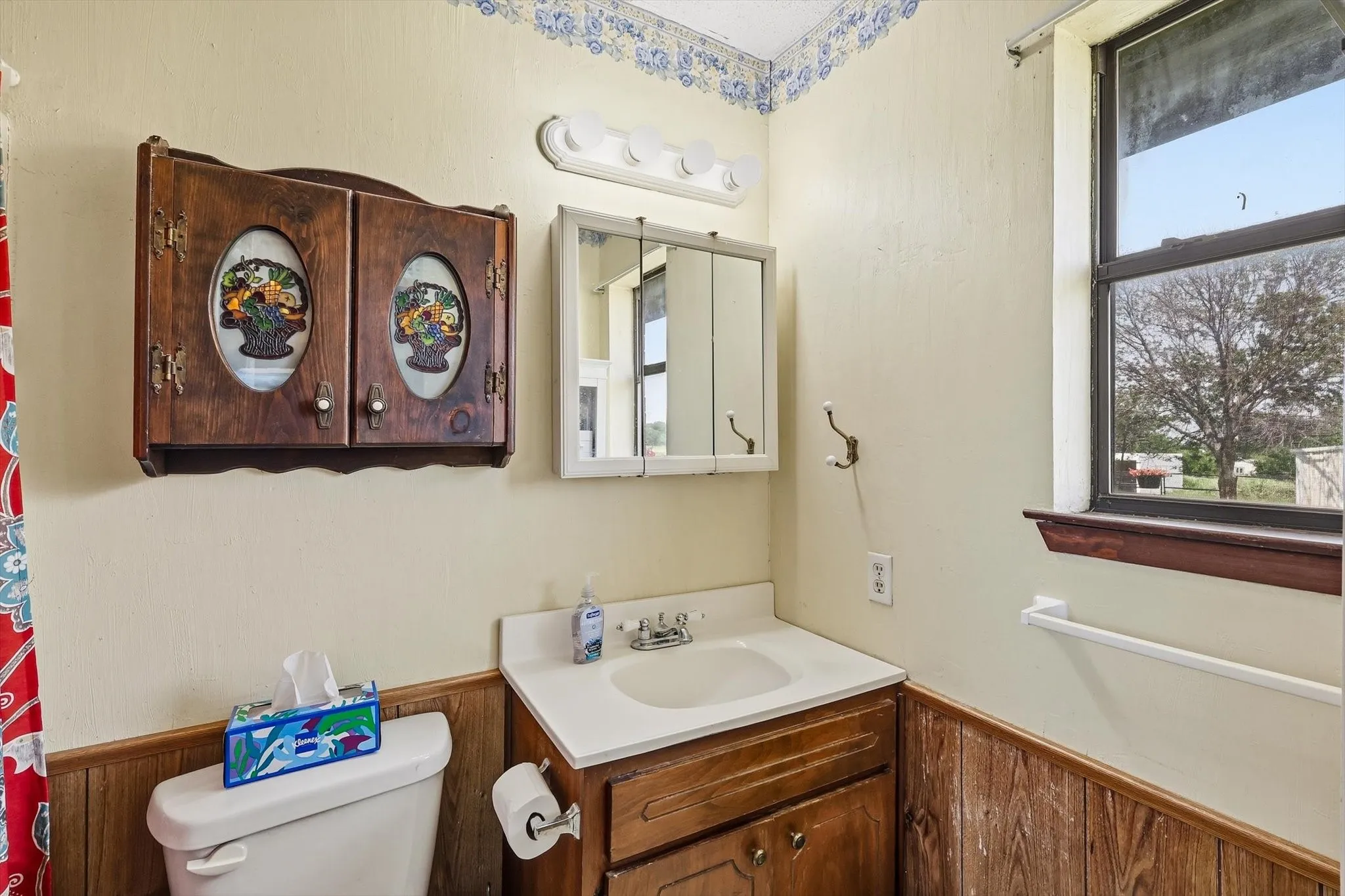 Single Family Residence For Sale in Denton County , 9238 Indian Trail, Sanger, Texas 76266, 4 Bedroom, 2 Bathroom, Garage spaces, 1,675 Sqft, built in 1985, mls#21320710, Real Estate Agent in Sanger, Homes For Sale in Denton county, Homes For Sale in Sanger, Realtor in Sanger Texas, Real Estate Brokerage Independent Realty Texas, Luminita Cordes Realtor