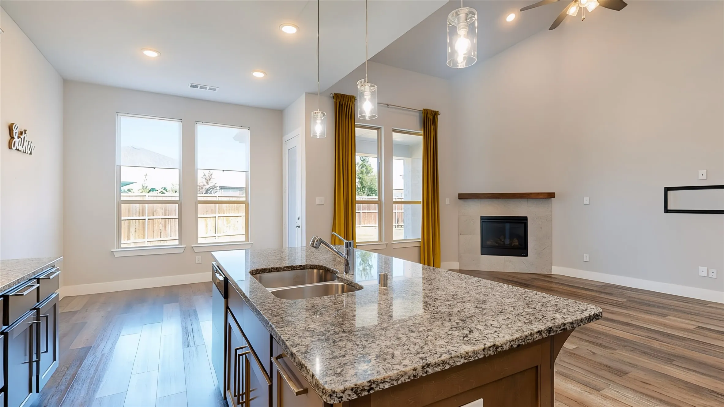 Single Family Residence For Rent in Collin County , 645 Highberry Drive, Anna, Texas 75409, 5 Bedroom, 3 Bathroom, 2 Garage spaces, 2,796 Sqft, built in 2021, mls#21320712, Real Estate Agent in Anna, Homes For Rent in Collin county, Homes For Rent in Anna, Realtor in Anna Texas, Real Estate Brokerage Independent Realty Texas, Luminita Cordes Realtor