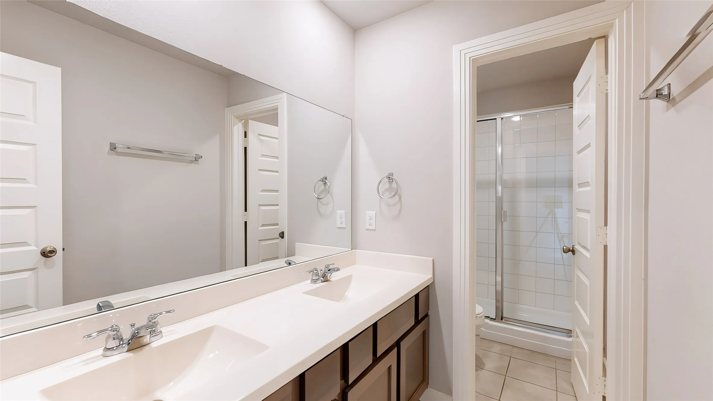 Single Family Residence For Rent in Collin County , 645 Highberry Drive, Anna, Texas 75409, 5 Bedroom, 3 Bathroom, 2 Garage spaces, 2,796 Sqft, built in 2021, mls#21320712, Real Estate Agent in Anna, Homes For Rent in Collin county, Homes For Rent in Anna, Realtor in Anna Texas, Real Estate Brokerage Independent Realty Texas, Luminita Cordes Realtor