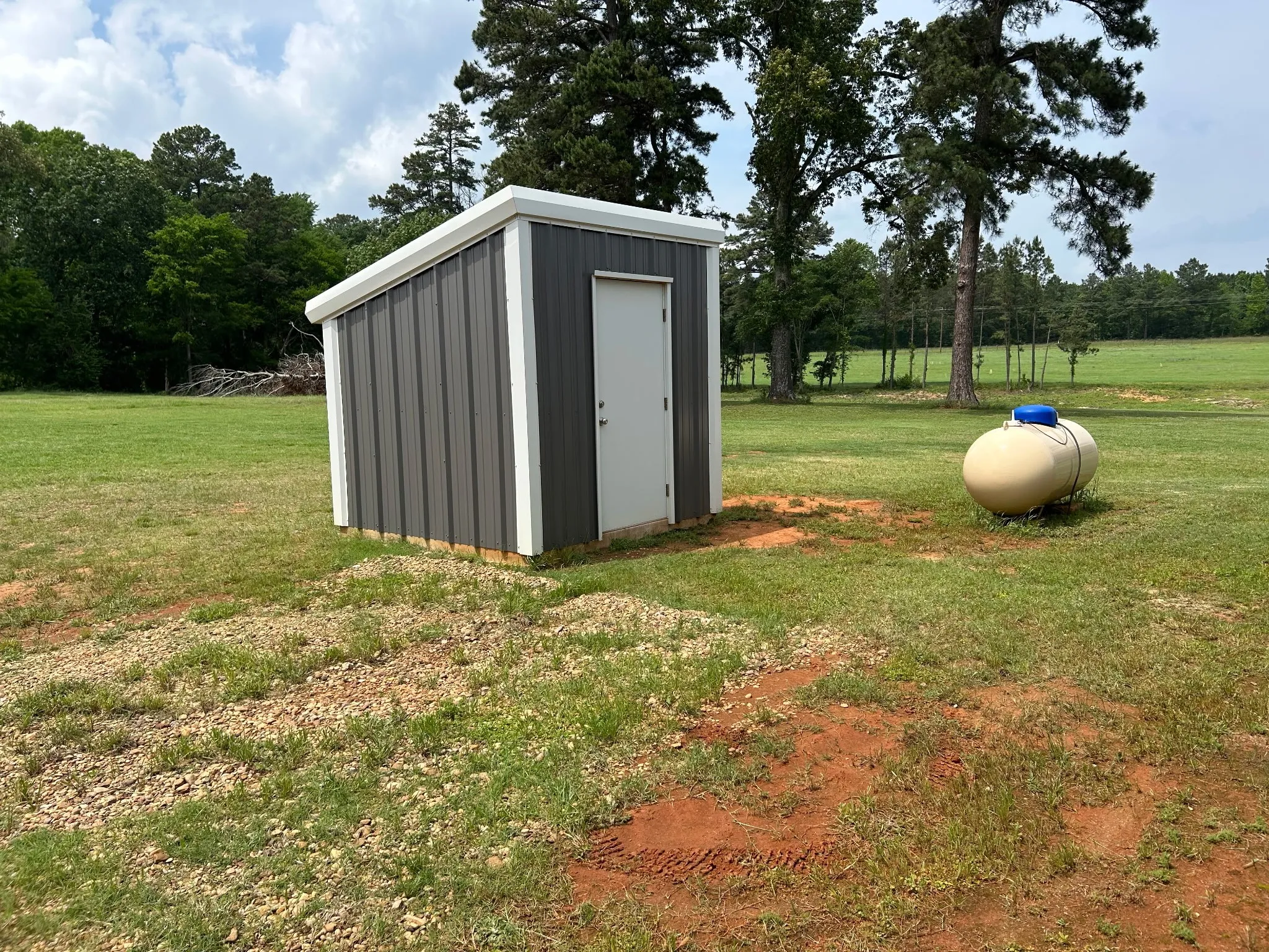 Farm For Sale in Anderson County , 11400 E Fm-321, Palestine, Texas 75803, 4 Bedroom, 2 Bathroom, 2 Garage spaces, 2,240 Sqft, built in 2024, mls#21310756, Real Estate Agent in Palestine, Homes For Sale in Anderson county, Homes For Sale in Palestine, Realtor in Palestine Texas, Real Estate Brokerage Independent Realty Texas, Luminita Cordes Realtor
