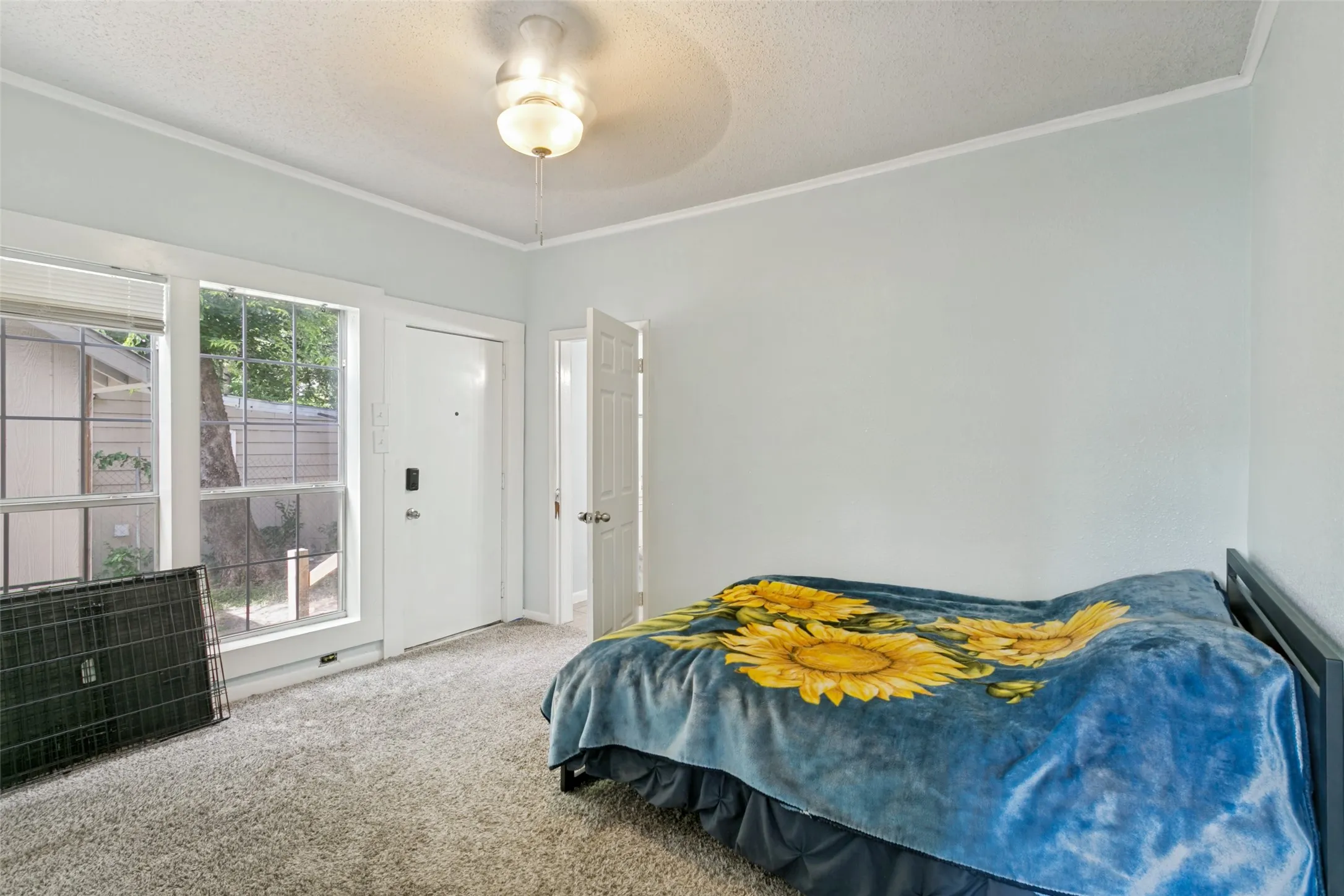 Single Family Residence For Sale in Tarrant County , 3332 Avenue I, Fort Worth, Texas 76105, 2 Bedroom, 2 Bathroom, Garage spaces, 1,040 Sqft, built in 1920, mls#21317436, Real Estate Agent in Fort Worth, Homes For Sale in Tarrant county, Homes For Sale in Fort Worth, Realtor in Fort Worth Texas, Real Estate Brokerage Independent Realty Texas, Luminita Cordes Realtor