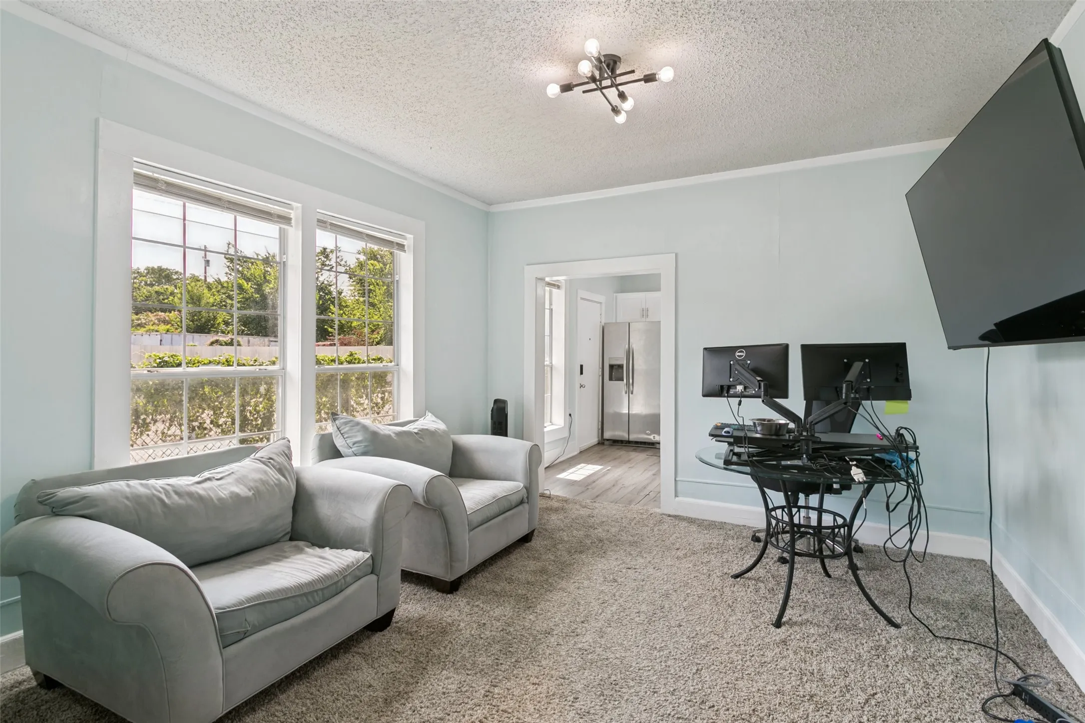 Single Family Residence For Sale in Tarrant County , 3332 Avenue I, Fort Worth, Texas 76105, 2 Bedroom, 2 Bathroom, Garage spaces, 1,040 Sqft, built in 1920, mls#21317436, Real Estate Agent in Fort Worth, Homes For Sale in Tarrant county, Homes For Sale in Fort Worth, Realtor in Fort Worth Texas, Real Estate Brokerage Independent Realty Texas, Luminita Cordes Realtor