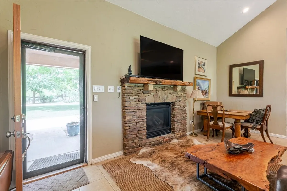 Farm For Sale in Hill County , 11436 St Hwy 171, Covington, Texas 76636, 2 Bedrooms, 2 Bathrooms, Garage spaces, 1,299 Sqft, built in 2003, Price $4,837,185, mls#21315866, Real Estate Agent in Covington, Homes For Sale in Hill county, Homes For Sale in Covington, Realtor in Covington Texas, Real Estate Brokerage Independent Realty Texas, Luminita Cordes Realtor