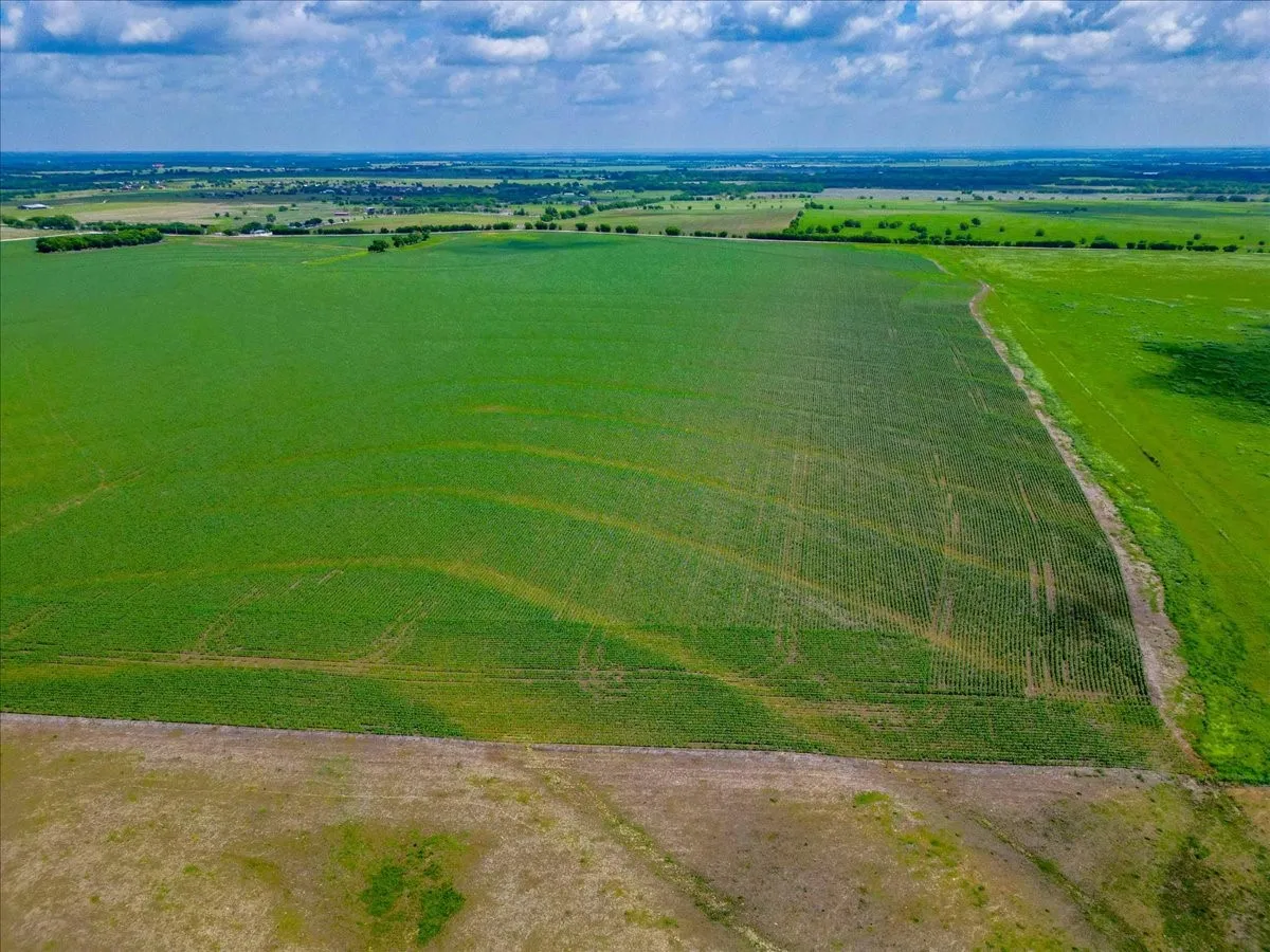 Farm For Sale in Hill County , 11436 St Hwy 171, Covington, Texas 76636, 2 Bedrooms, 2 Bathrooms, Garage spaces, 1,299 Sqft, built in 2003, Price $4,837,185, mls#21315866, Real Estate Agent in Covington, Homes For Sale in Hill county, Homes For Sale in Covington, Realtor in Covington Texas, Real Estate Brokerage Independent Realty Texas, Luminita Cordes Realtor