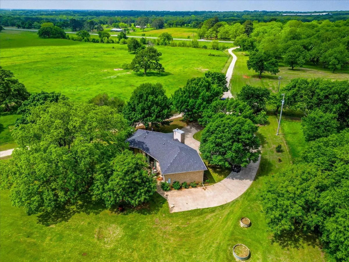 Farm For Sale in Hill County , 11436 St Hwy 171, Covington, Texas 76636, 2 Bedrooms, 2 Bathrooms, Garage spaces, 1,299 Sqft, built in 2003, Price $4,837,185, mls#21315866, Real Estate Agent in Covington, Homes For Sale in Hill county, Homes For Sale in Covington, Realtor in Covington Texas, Real Estate Brokerage Independent Realty Texas, Luminita Cordes Realtor