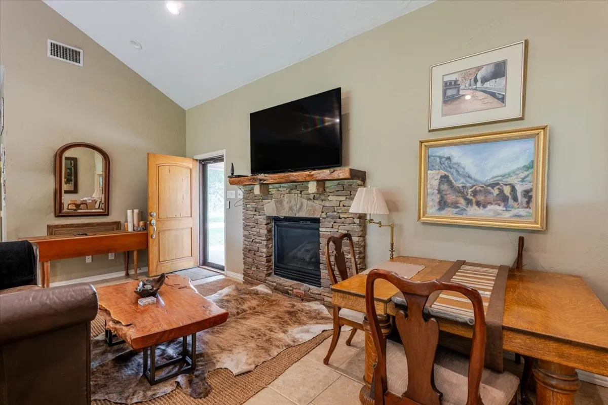 Farm For Sale in Hill County , 11436 St Hwy 171, Covington, Texas 76636, 2 Bedrooms, 2 Bathrooms, Garage spaces, 1,299 Sqft, built in 2003, Price $4,837,185, mls#21315866, Real Estate Agent in Covington, Homes For Sale in Hill county, Homes For Sale in Covington, Realtor in Covington Texas, Real Estate Brokerage Independent Realty Texas, Luminita Cordes Realtor
