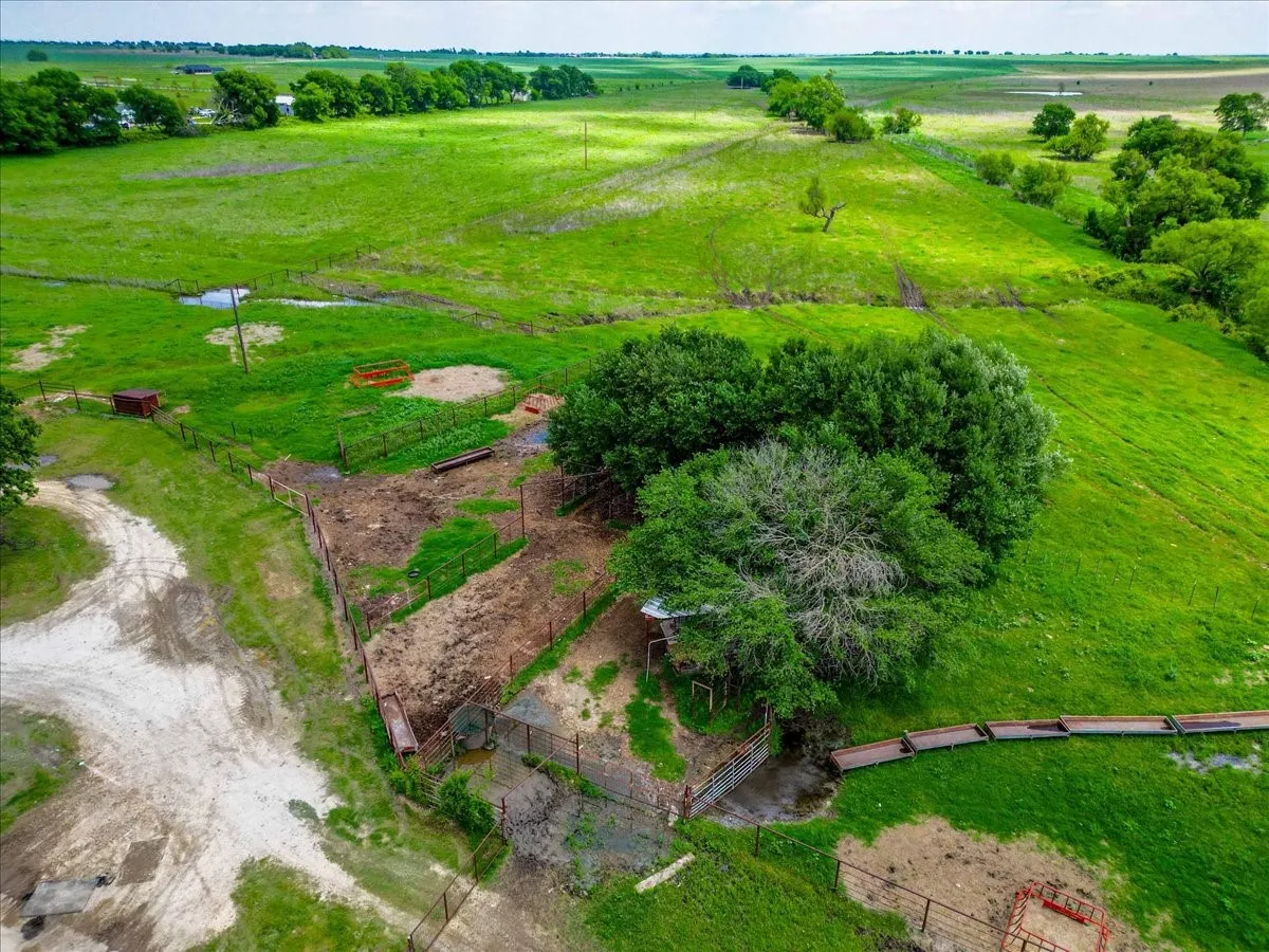 Ranch For Sale in Hill County , TBD St Hwy 171, Covington, Texas 76636, 0, 0, Garage spaces, 0 Sqft, built in 2003, mls#21315802, Real Estate Agent in Covington, Homes For Sale in Hill county, Homes For Sale in Covington, Realtor in Covington Texas, Real Estate Brokerage Independent Realty Texas, Luminita Cordes Realtor