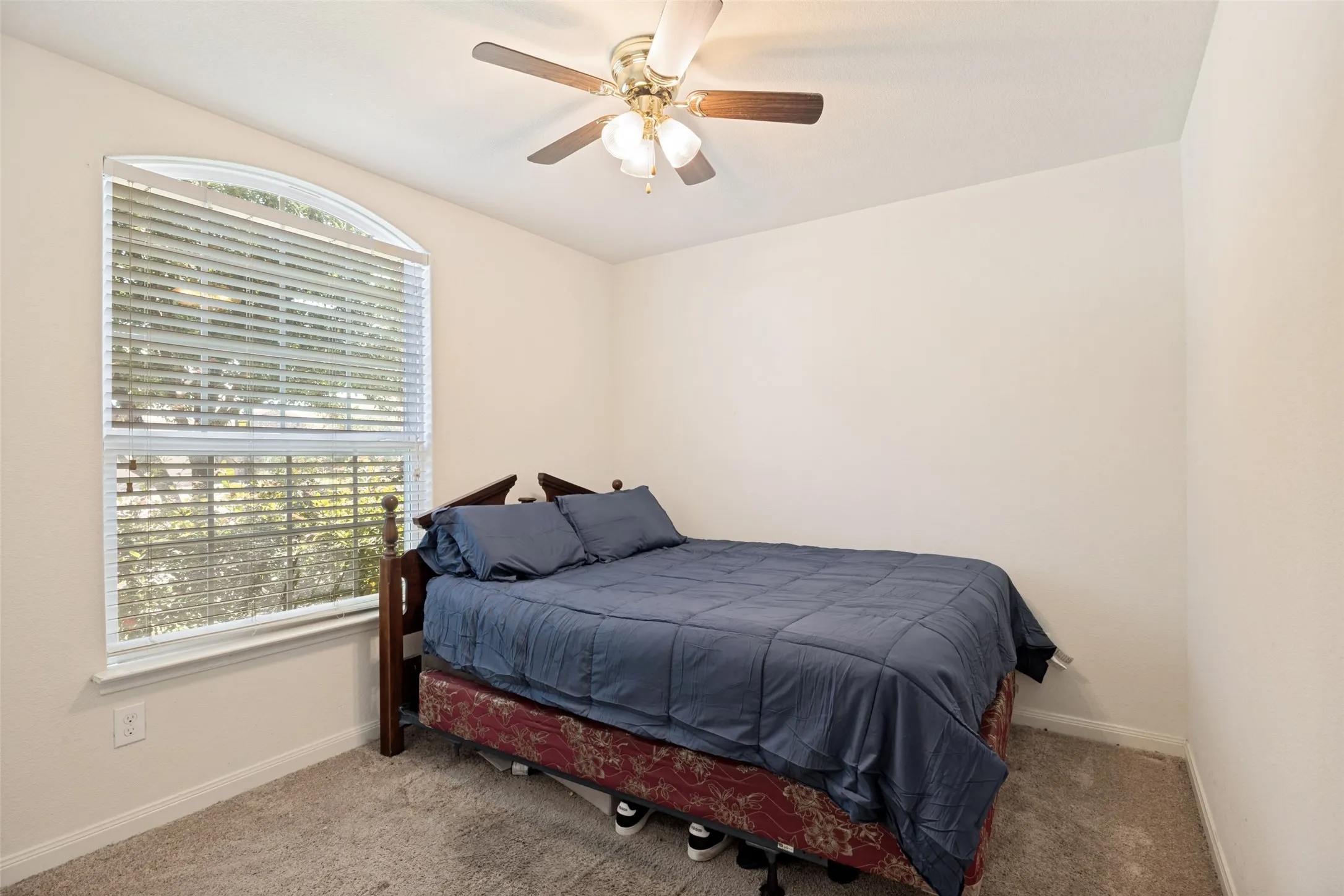 Single Family Residence For Sale in Collin County , 1614 Park Trails Boulevard, Princeton, Texas 75407, 4 Bedroom, 2 Bathroom, 2 Garage spaces, 1,656 Sqft, built in 2018, mls#21318927, Real Estate Agent in Princeton, Homes For Sale in Collin county, Homes For Sale in Princeton, Realtor in Princeton Texas, Real Estate Brokerage Independent Realty Texas, Luminita Cordes Realtor