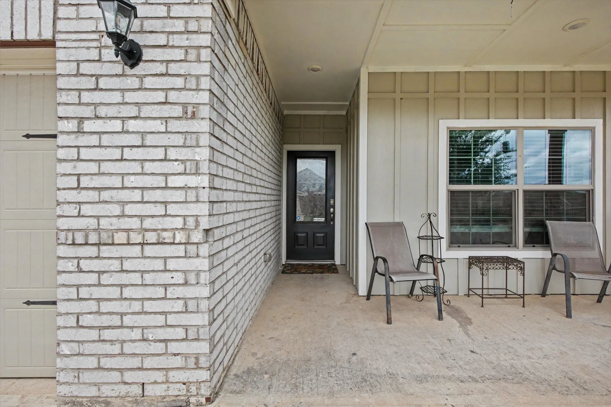 Single Family Residence For Sale in Tarrant County , 304 Lowery Oaks Trail, Fort Worth, Texas 76120, 5 Bedroom, 3 Bathroom, 2 Garage spaces, 2,996 Sqft, built in 2021, mls#21298508, Real Estate Agent in Fort Worth, Homes For Sale in Tarrant county, Homes For Sale in Fort Worth, Realtor in Fort Worth Texas, Real Estate Brokerage Independent Realty Texas, Luminita Cordes Realtor