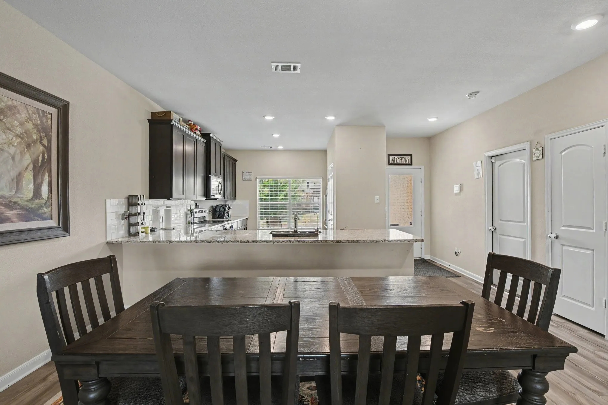 Single Family Residence For Sale in Tarrant County , 304 Lowery Oaks Trail, Fort Worth, Texas 76120, 5 Bedroom, 3 Bathroom, 2 Garage spaces, 2,996 Sqft, built in 2021, mls#21298508, Real Estate Agent in Fort Worth, Homes For Sale in Tarrant county, Homes For Sale in Fort Worth, Realtor in Fort Worth Texas, Real Estate Brokerage Independent Realty Texas, Luminita Cordes Realtor