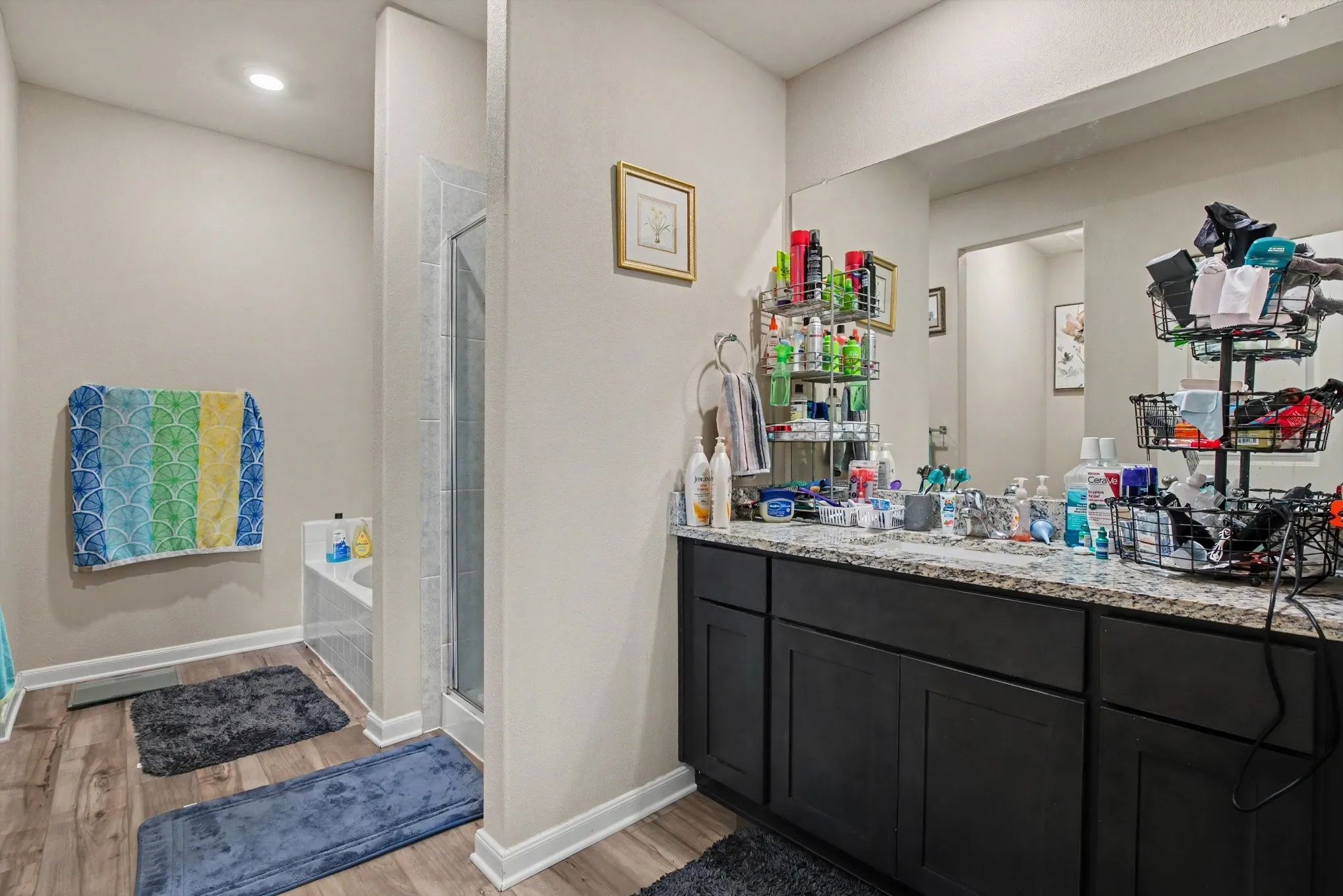 Single Family Residence For Sale in Tarrant County , 304 Lowery Oaks Trail, Fort Worth, Texas 76120, 5 Bedroom, 3 Bathroom, 2 Garage spaces, 2,996 Sqft, built in 2021, mls#21298508, Real Estate Agent in Fort Worth, Homes For Sale in Tarrant county, Homes For Sale in Fort Worth, Realtor in Fort Worth Texas, Real Estate Brokerage Independent Realty Texas, Luminita Cordes Realtor