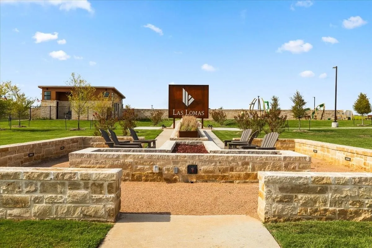 Single Family Residence For Sale in Kaufman County , 1116 Alaska Drive, Forney, Texas 75126, 4 Bedroom, 3 Bathroom, 3 Garage spaces, 2,218 Sqft, built in 2023, mls#21320706, Real Estate Agent in Forney, Homes For Sale in Kaufman county, Homes For Sale in Forney, Realtor in Forney Texas, Real Estate Brokerage Independent Realty Texas, Luminita Cordes Realtor