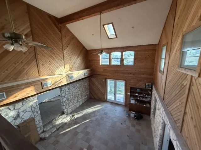 Single Family Residence For Sale in Comal County , 1125 Lakeshore Drive, Canyon Lake, Texas 78133, 6 Bedrooms, 6 Bathrooms, 2 Garage spaces, 1,612 Sqft, built in 1985, Price $649,900, mls#21320728, Real Estate Agent in Canyon Lake, Homes For Sale in Comal county, Homes For Sale in Canyon Lake, Realtor in Canyon Lake Texas, Real Estate Brokerage Independent Realty Texas, Luminita Cordes Realtor