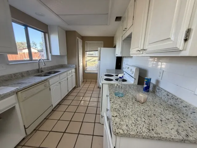 Single Family Residence For Sale in Comal County , 1125 Lakeshore Drive, Canyon Lake, Texas 78133, 6 Bedrooms, 6 Bathrooms, 2 Garage spaces, 1,612 Sqft, built in 1985, Price $649,900, mls#21320728, Real Estate Agent in Canyon Lake, Homes For Sale in Comal county, Homes For Sale in Canyon Lake, Realtor in Canyon Lake Texas, Real Estate Brokerage Independent Realty Texas, Luminita Cordes Realtor