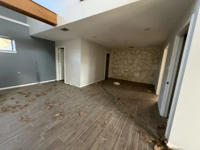 Single Family Residence For Sale in Comal County , 1125 Lakeshore Drive, Canyon Lake, Texas 78133, 6 Bedrooms, 6 Bathrooms, 2 Garage spaces, 1,612 Sqft, built in 1985, Price $649,900, mls#21320728, Real Estate Agent in Canyon Lake, Homes For Sale in Comal county, Homes For Sale in Canyon Lake, Realtor in Canyon Lake Texas, Real Estate Brokerage Independent Realty Texas, Luminita Cordes Realtor
