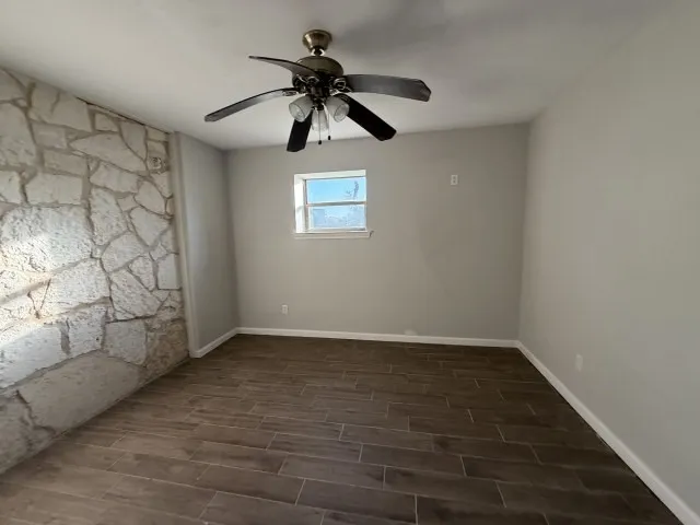 Single Family Residence For Sale in Comal County , 1125 Lakeshore Drive, Canyon Lake, Texas 78133, 6 Bedrooms, 6 Bathrooms, 2 Garage spaces, 1,612 Sqft, built in 1985, Price $649,900, mls#21320728, Real Estate Agent in Canyon Lake, Homes For Sale in Comal county, Homes For Sale in Canyon Lake, Realtor in Canyon Lake Texas, Real Estate Brokerage Independent Realty Texas, Luminita Cordes Realtor