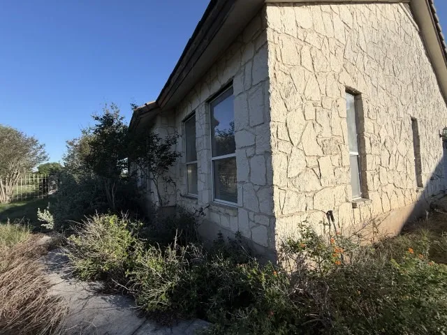 Single Family Residence For Sale in Comal County , 1125 Lakeshore Drive, Canyon Lake, Texas 78133, 6 Bedrooms, 6 Bathrooms, 2 Garage spaces, 1,612 Sqft, built in 1985, Price $649,900, mls#21320728, Real Estate Agent in Canyon Lake, Homes For Sale in Comal county, Homes For Sale in Canyon Lake, Realtor in Canyon Lake Texas, Real Estate Brokerage Independent Realty Texas, Luminita Cordes Realtor