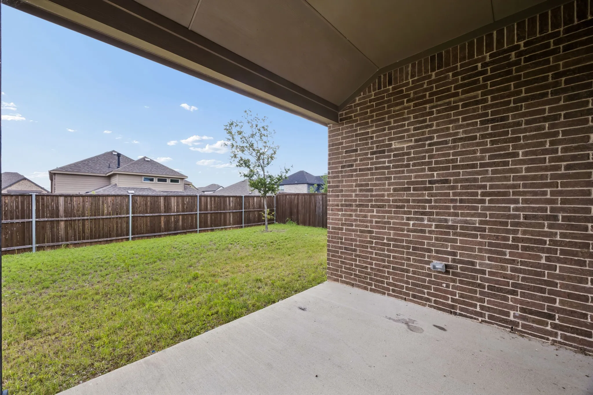 Single Family Residence For Sale in Kaufman County , 1303 Wheelwright Drive, Forney, Texas 75126, 4 Bedrooms, 3 Bathrooms, 2 Garage spaces, 3,043 Sqft, built in 2022, Price $409,900, mls#21315926, Real Estate Agent in Forney, Homes For Sale in Kaufman county, Homes For Sale in Forney, Realtor in Forney Texas, Real Estate Brokerage Independent Realty Texas, Luminita Cordes Realtor