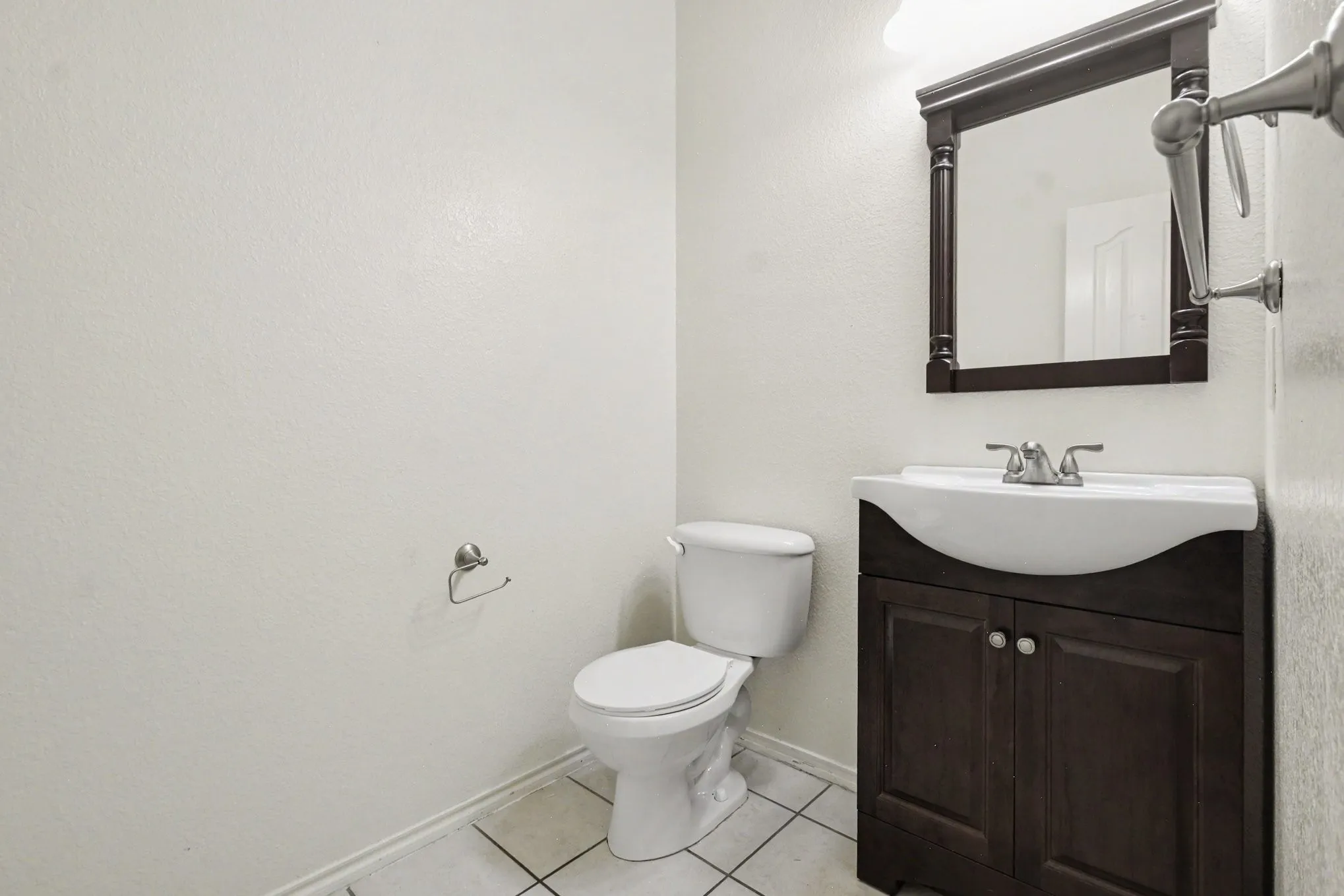 Single Family Residence For Sale in Denton County , 3425 Hermalinda Drive, Denton, Texas 76207, 4 Bedroom, 3 Bathroom, 2 Garage spaces, 2,629 Sqft, built in 2006, mls#21318836, Real Estate Agent in Denton, Homes For Sale in Denton county, Homes For Sale in Denton, Realtor in Denton Texas, Real Estate Brokerage Independent Realty Texas, Luminita Cordes Realtor