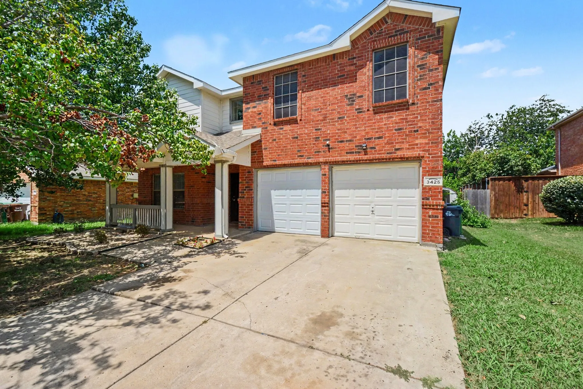Single Family Residence For Sale in Denton County , 3425 Hermalinda Drive, Denton, Texas 76207, 4 Bedroom, 3 Bathroom, 2 Garage spaces, 2,629 Sqft, built in 2006, mls#21318836, Real Estate Agent in Denton, Homes For Sale in Denton county, Homes For Sale in Denton, Realtor in Denton Texas, Real Estate Brokerage Independent Realty Texas, Luminita Cordes Realtor