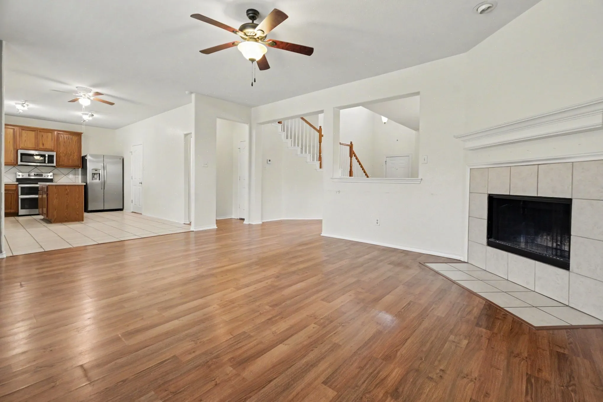Single Family Residence For Sale in Denton County , 3425 Hermalinda Drive, Denton, Texas 76207, 4 Bedroom, 3 Bathroom, 2 Garage spaces, 2,629 Sqft, built in 2006, mls#21318836, Real Estate Agent in Denton, Homes For Sale in Denton county, Homes For Sale in Denton, Realtor in Denton Texas, Real Estate Brokerage Independent Realty Texas, Luminita Cordes Realtor