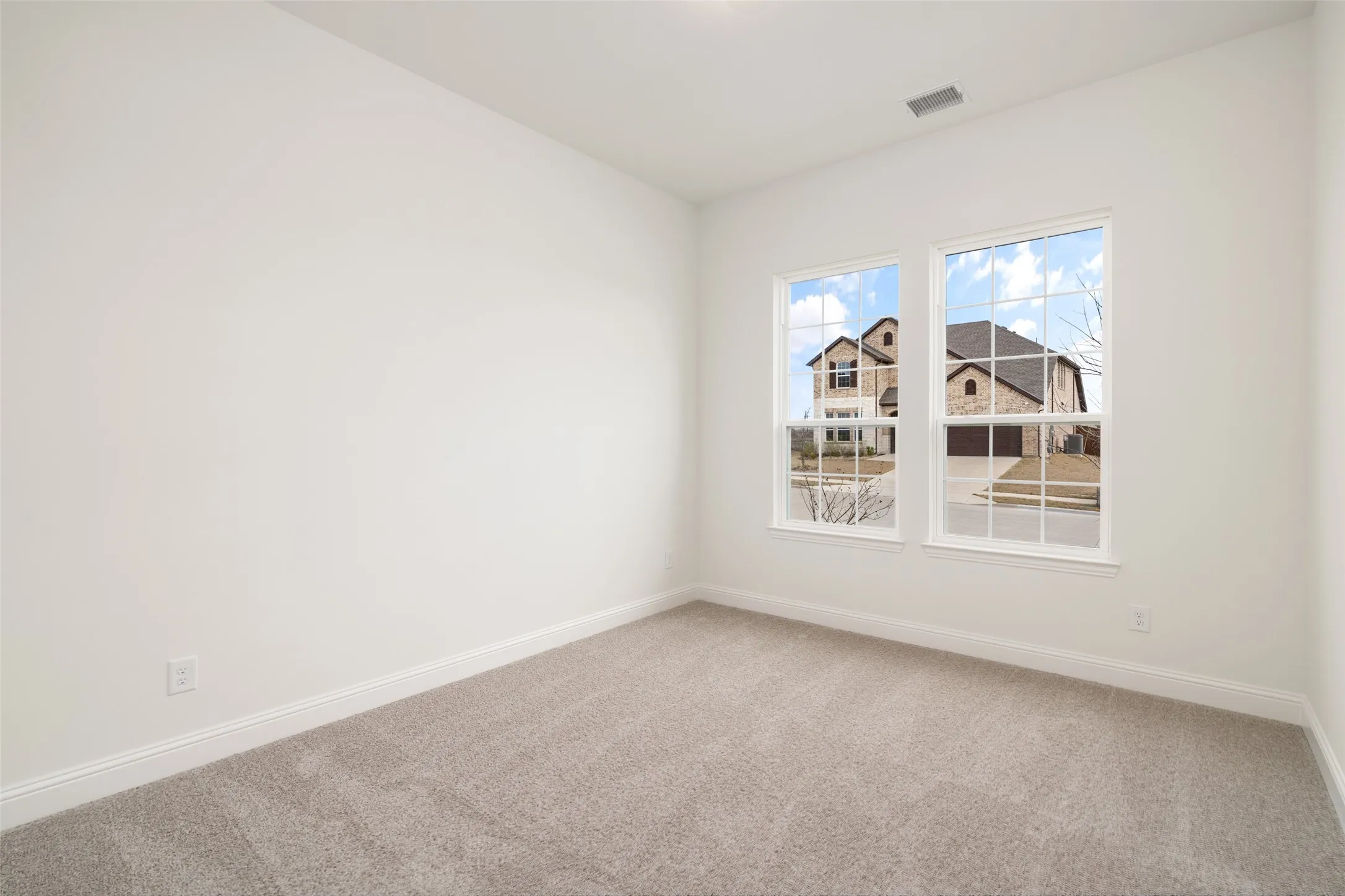 Single Family Residence For Sale in Collin County , 925 Cedar Street, Lavon, Texas 75166, 4 Bedrooms, 4 Bathrooms, 2 Garage spaces, 3,448 Sqft, built in 2026, Price $519,000, mls#21320745, Real Estate Agent in Lavon, Homes For Sale in Collin county, Homes For Sale in Lavon, Realtor in Lavon Texas, Real Estate Brokerage Independent Realty Texas, Luminita Cordes Realtor