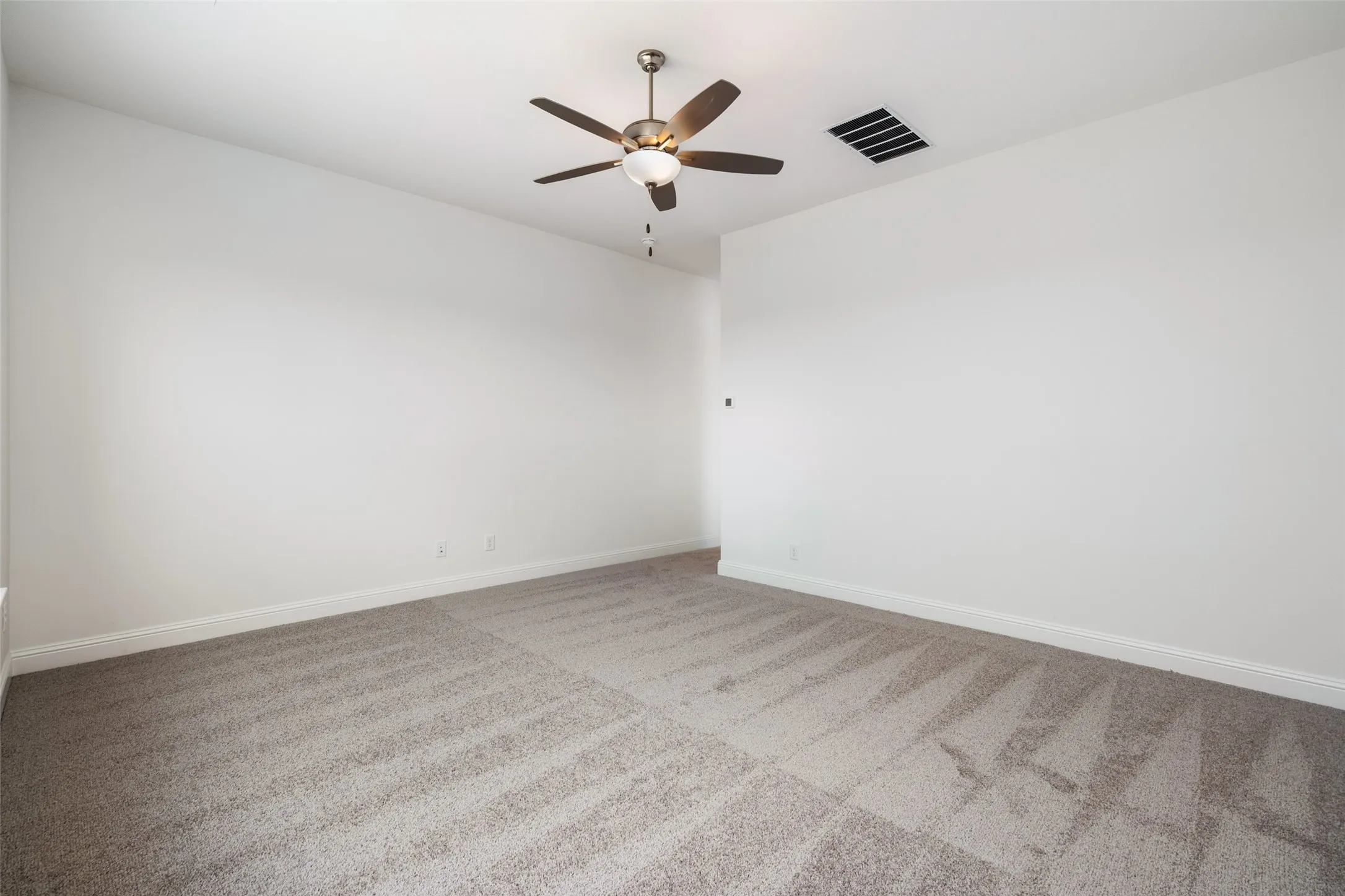 Single Family Residence For Sale in Collin County , 925 Cedar Street, Lavon, Texas 75166, 4 Bedrooms, 4 Bathrooms, 2 Garage spaces, 3,448 Sqft, built in 2026, Price $519,000, mls#21320745, Real Estate Agent in Lavon, Homes For Sale in Collin county, Homes For Sale in Lavon, Realtor in Lavon Texas, Real Estate Brokerage Independent Realty Texas, Luminita Cordes Realtor