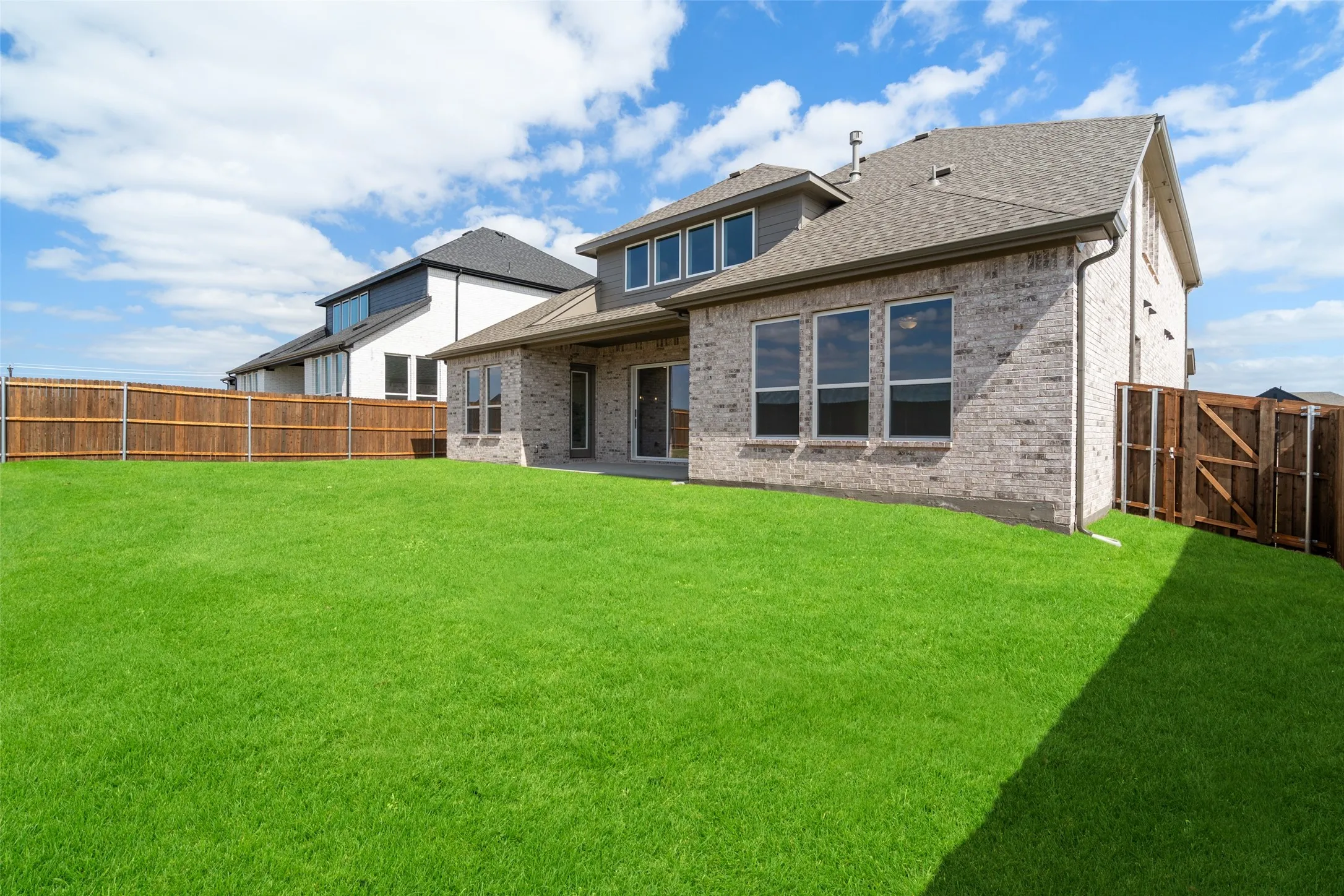 Single Family Residence For Sale in Collin County , 925 Cedar Street, Lavon, Texas 75166, 4 Bedrooms, 4 Bathrooms, 2 Garage spaces, 3,448 Sqft, built in 2026, Price $519,000, mls#21320745, Real Estate Agent in Lavon, Homes For Sale in Collin county, Homes For Sale in Lavon, Realtor in Lavon Texas, Real Estate Brokerage Independent Realty Texas, Luminita Cordes Realtor