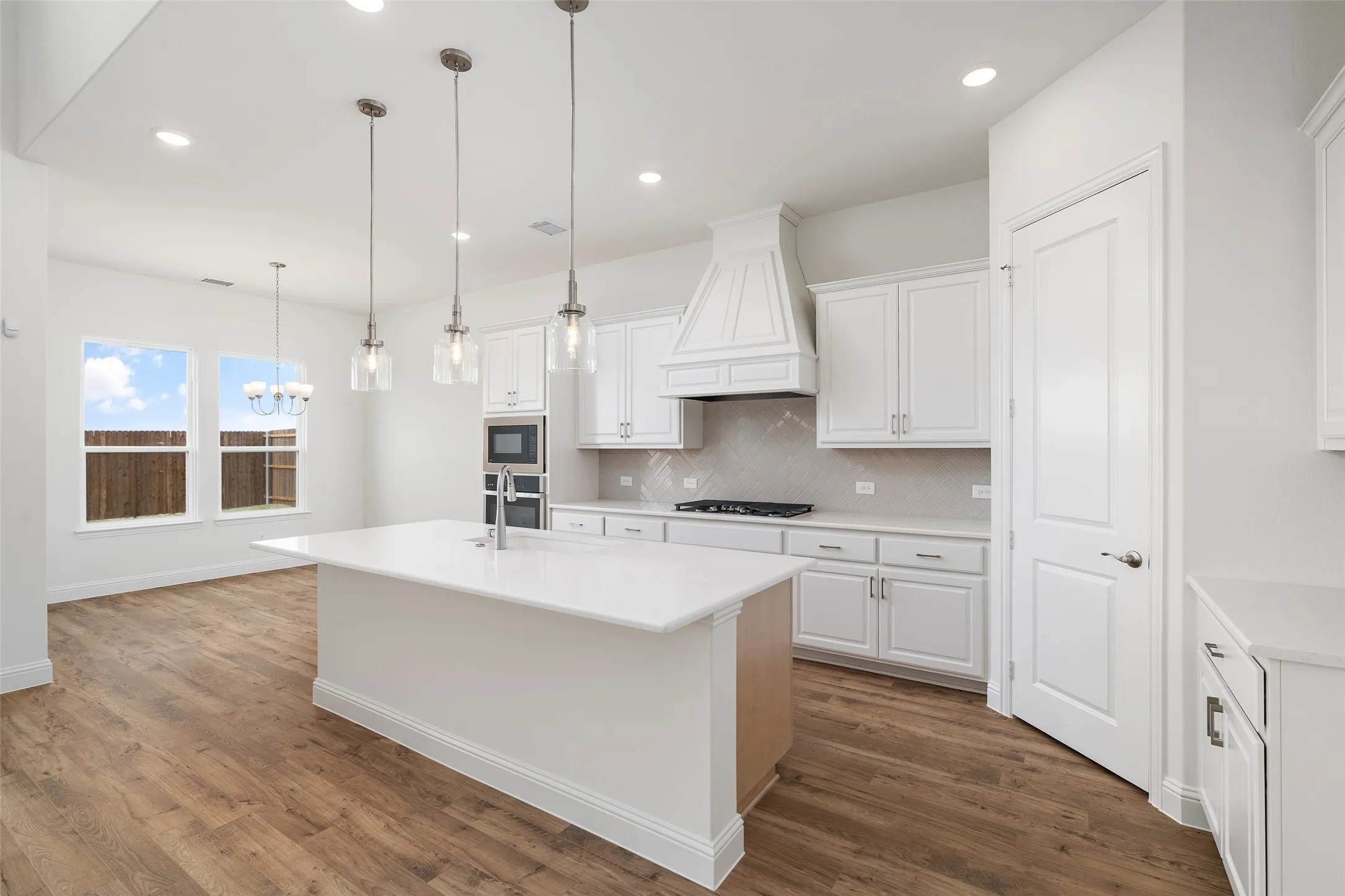 Single Family Residence For Sale in Collin County , 925 Cedar Street, Lavon, Texas 75166, 4 Bedrooms, 4 Bathrooms, 2 Garage spaces, 3,448 Sqft, built in 2026, Price $519,000, mls#21320745, Real Estate Agent in Lavon, Homes For Sale in Collin county, Homes For Sale in Lavon, Realtor in Lavon Texas, Real Estate Brokerage Independent Realty Texas, Luminita Cordes Realtor