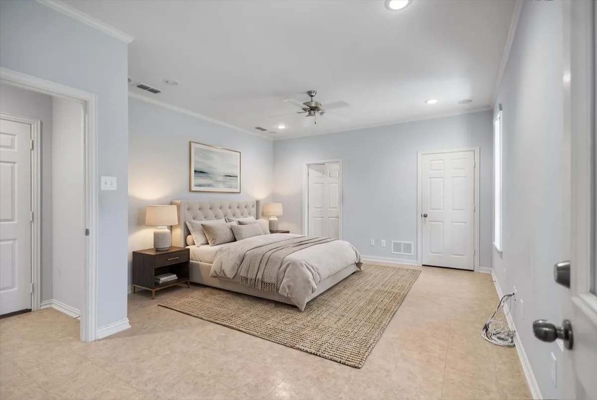 Single Family Residence For Sale in Smith County , 11831 Smallwood Drive, Flint, Texas 75762, 4 Bedroom, 4 Bathroom, 2 Garage spaces, 3,784 Sqft, built in 2005, mls#21308837, Real Estate Agent in Flint, Homes For Sale in Smith county, Homes For Sale in Flint, Realtor in Flint Texas, Real Estate Brokerage Independent Realty Texas, Luminita Cordes Realtor
