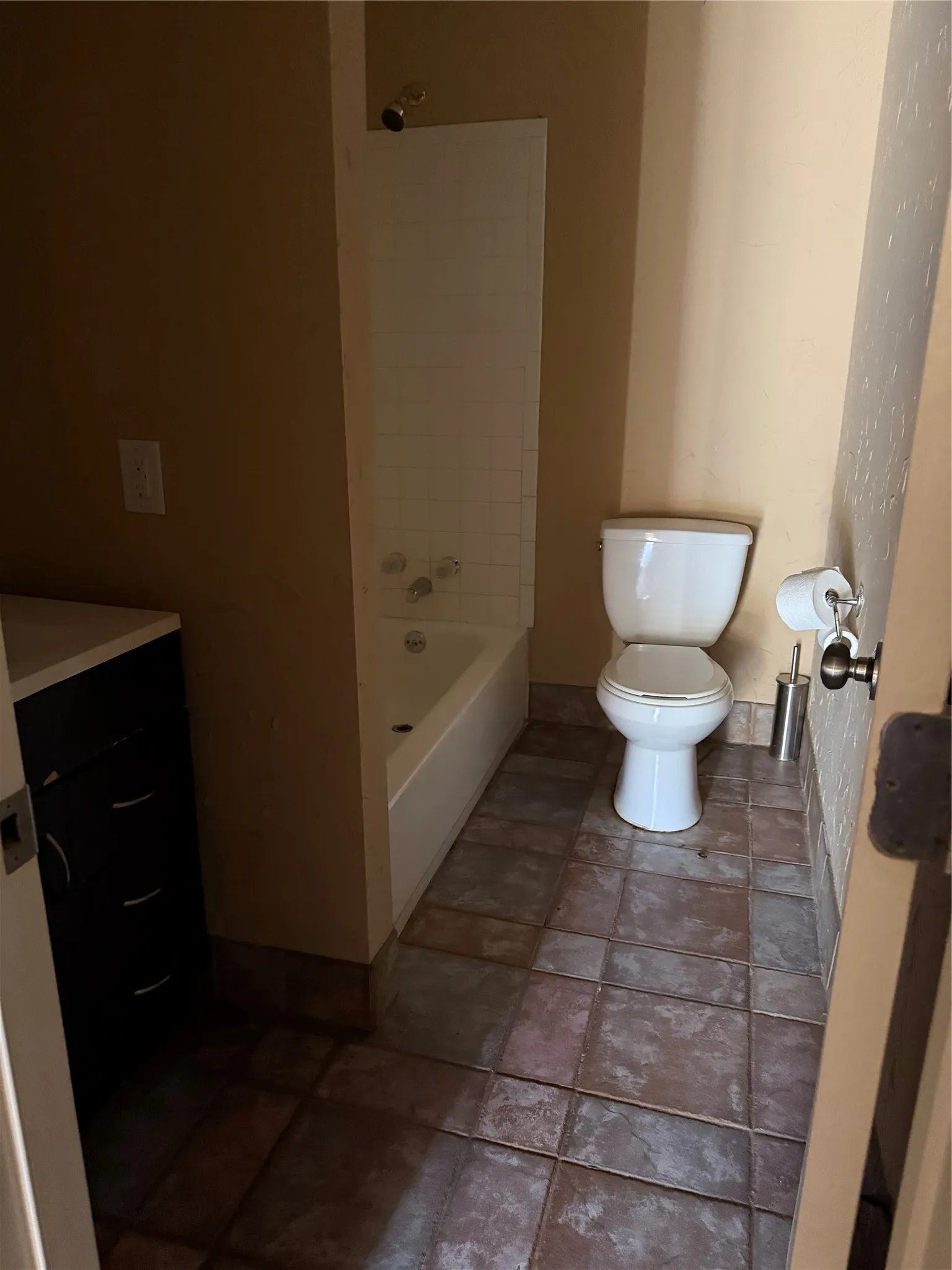 Single Family Residence For Sale in Johnson County , 107 SE Harris Street, Burleson, Texas 76028, 4 Bedroom, 2 Bathroom, 2 Garage spaces, 2,044 Sqft, built in 1963, mls#21320744, Real Estate Agent in Burleson, Homes For Sale in Johnson county, Homes For Sale in Burleson, Realtor in Burleson Texas, Real Estate Brokerage Independent Realty Texas, Luminita Cordes Realtor