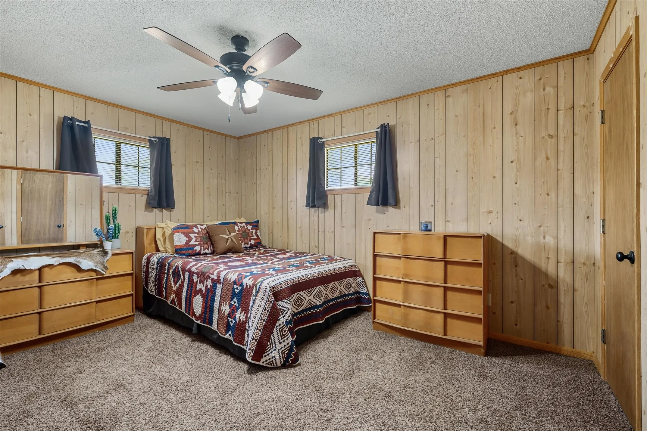 Single Family Residence For Sale in Smith County , 10929 County Road 41, Tyler, Texas 75706, 3 Bedroom, 3 Bathroom, 3 Garage spaces, 1,800 Sqft, built in 1998, mls#21319181, Real Estate Agent in Tyler, Homes For Sale in Smith county, Homes For Sale in Tyler, Realtor in Tyler Texas, Real Estate Brokerage Independent Realty Texas, Luminita Cordes Realtor