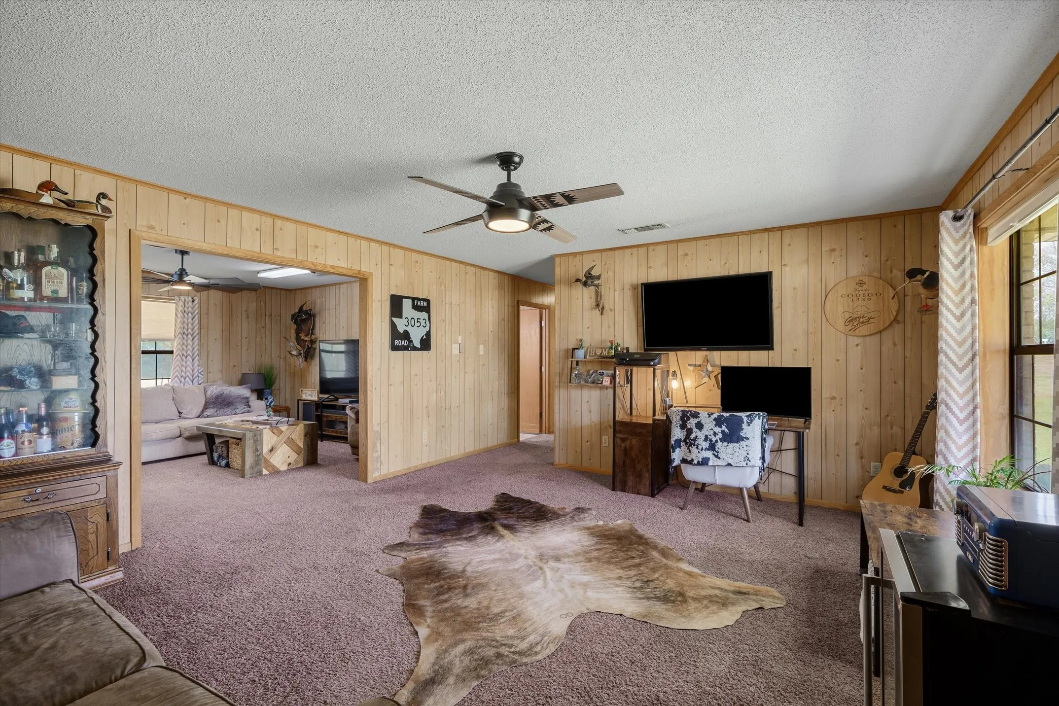 Single Family Residence For Sale in Smith County , 10929 County Road 41, Tyler, Texas 75706, 3 Bedroom, 3 Bathroom, 3 Garage spaces, 1,800 Sqft, built in 1998, mls#21319181, Real Estate Agent in Tyler, Homes For Sale in Smith county, Homes For Sale in Tyler, Realtor in Tyler Texas, Real Estate Brokerage Independent Realty Texas, Luminita Cordes Realtor