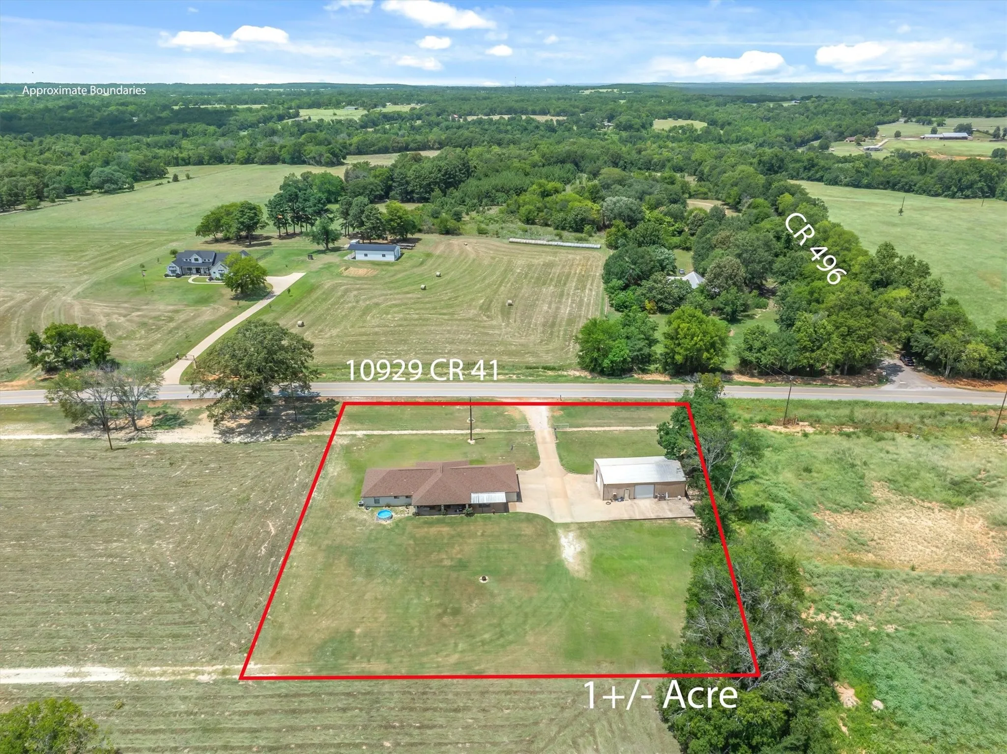 Single Family Residence For Sale in Smith County , 10929 County Road 41, Tyler, Texas 75706, 3 Bedroom, 3 Bathroom, 3 Garage spaces, 1,800 Sqft, built in 1998, mls#21319181, Real Estate Agent in Tyler, Homes For Sale in Smith county, Homes For Sale in Tyler, Realtor in Tyler Texas, Real Estate Brokerage Independent Realty Texas, Luminita Cordes Realtor