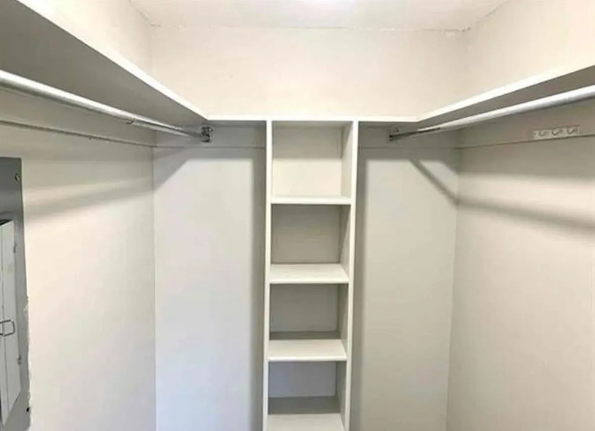 Condominium For Rent in Dallas County , 10650 Steppington Drive 122, Dallas, Texas 75230, 1 Bedroom, 1 Bathroom, Garage spaces, 769 Sqft, built in 1979, mls#21320754, Real Estate Agent in Dallas, Homes For Rent in Dallas county, Homes For Rent in Dallas, Realtor in Dallas Texas, Real Estate Brokerage Independent Realty Texas, Luminita Cordes Realtor