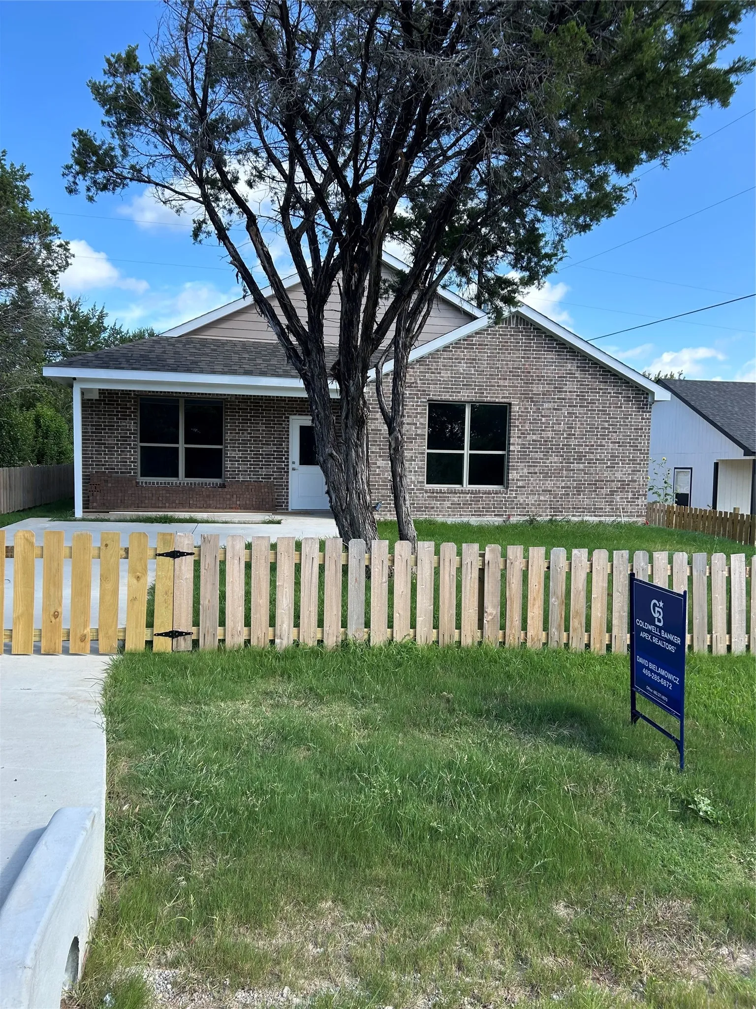 Single Family Residence For Sale in Hood County , 3600 Hilltop Road, Granbury, Texas 76048, 3 Bedroom, 2 Bathroom, Garage spaces, 1,800 Sqft, built in 2026, mls#21315700, Real Estate Agent in Granbury, Homes For Sale in Hood county, Homes For Sale in Granbury, Realtor in Granbury Texas, Real Estate Brokerage Independent Realty Texas, Luminita Cordes Realtor
