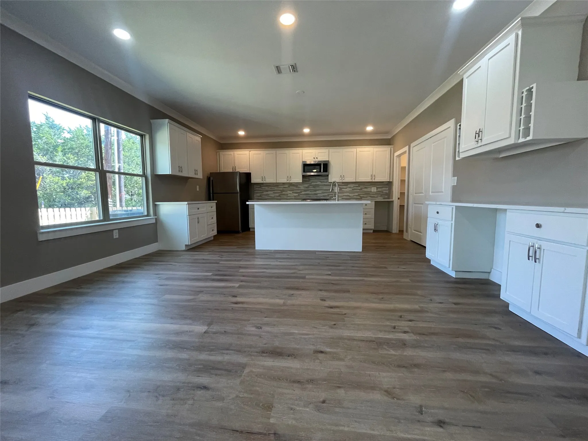 Single Family Residence For Sale in Hood County , 3600 Hilltop Road, Granbury, Texas 76048, 3 Bedroom, 2 Bathroom, Garage spaces, 1,800 Sqft, built in 2026, mls#21315700, Real Estate Agent in Granbury, Homes For Sale in Hood county, Homes For Sale in Granbury, Realtor in Granbury Texas, Real Estate Brokerage Independent Realty Texas, Luminita Cordes Realtor